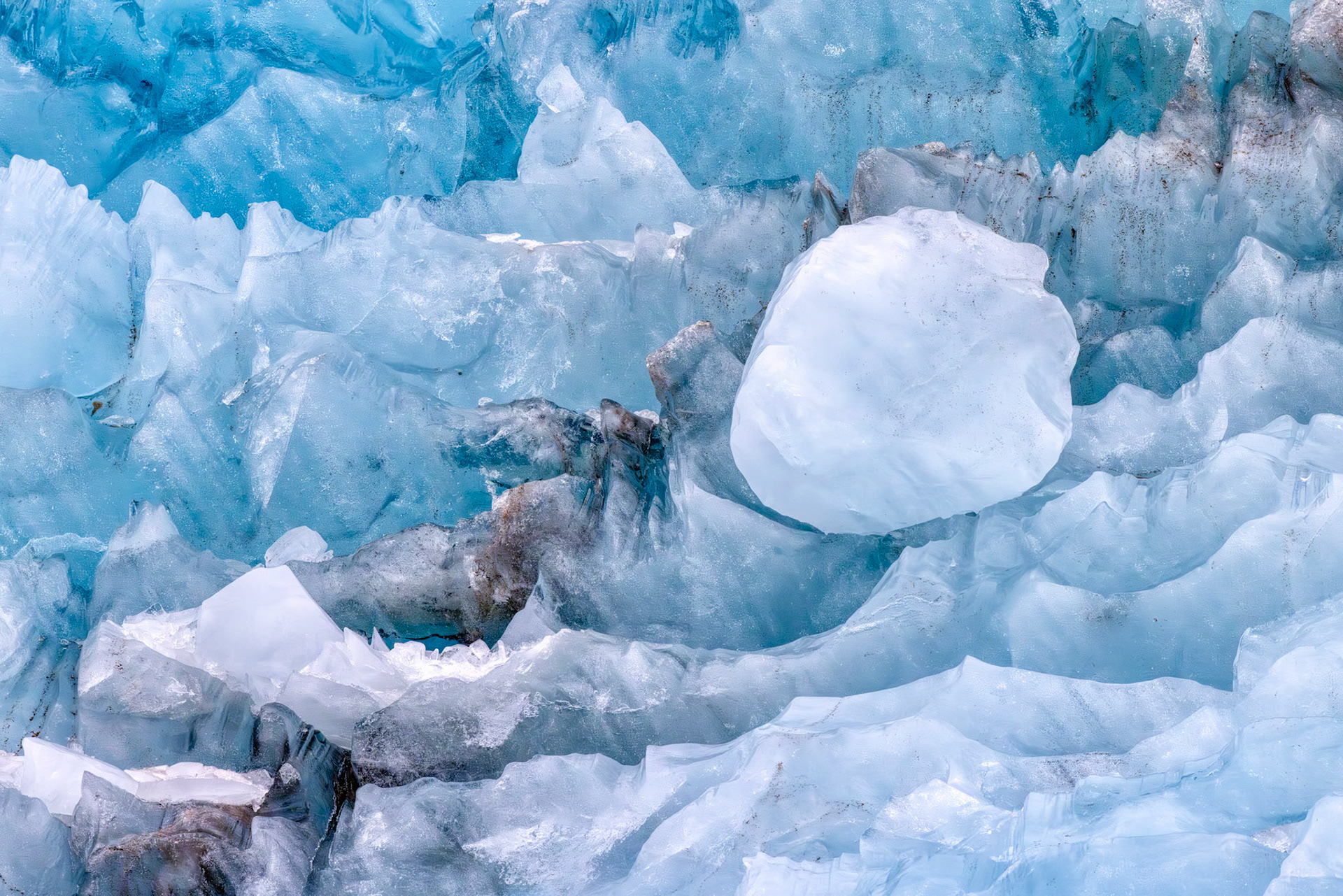 SCULPTED BY THE GLACIER