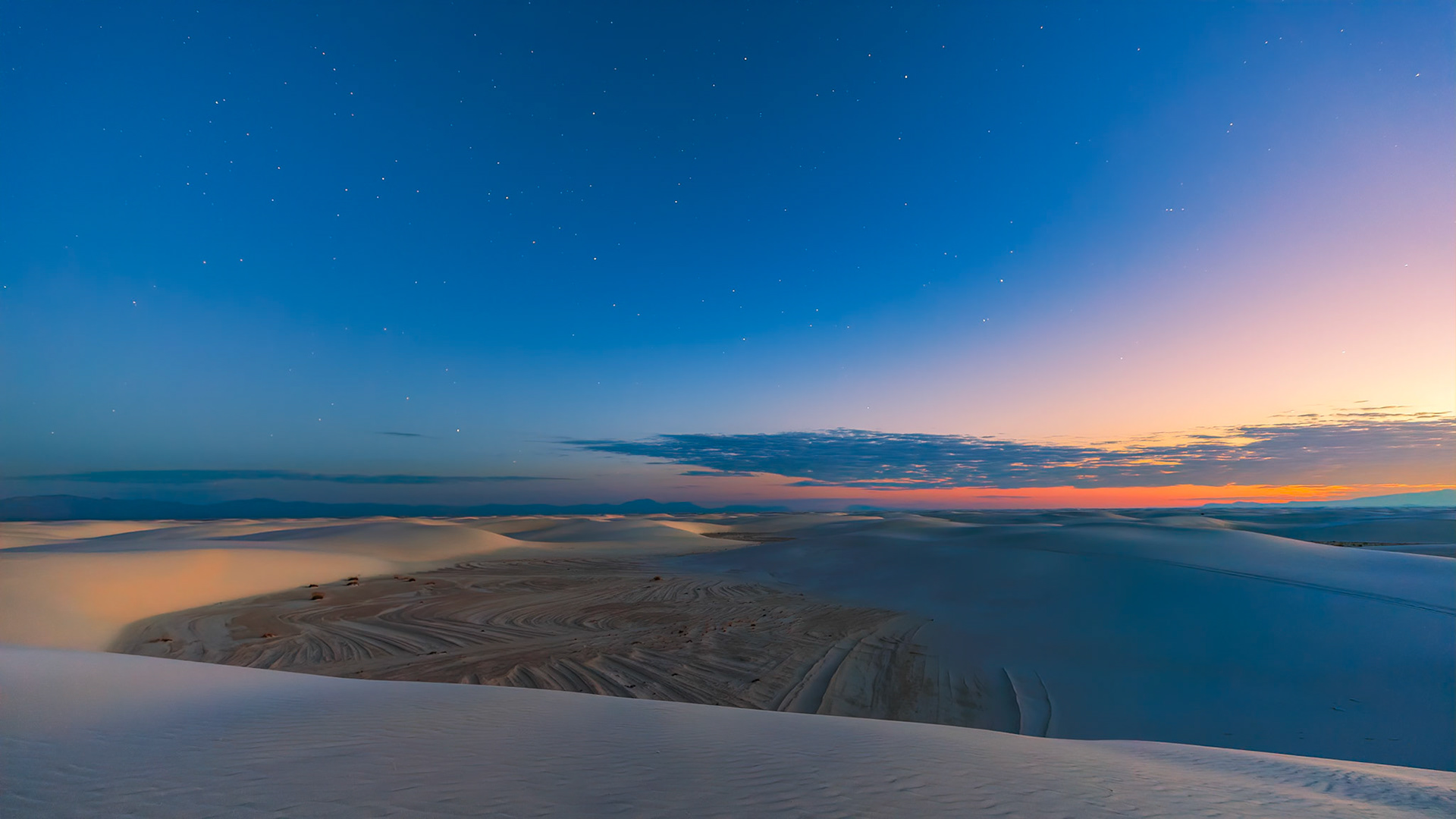 SUNRISE OVER WHITE SANDS