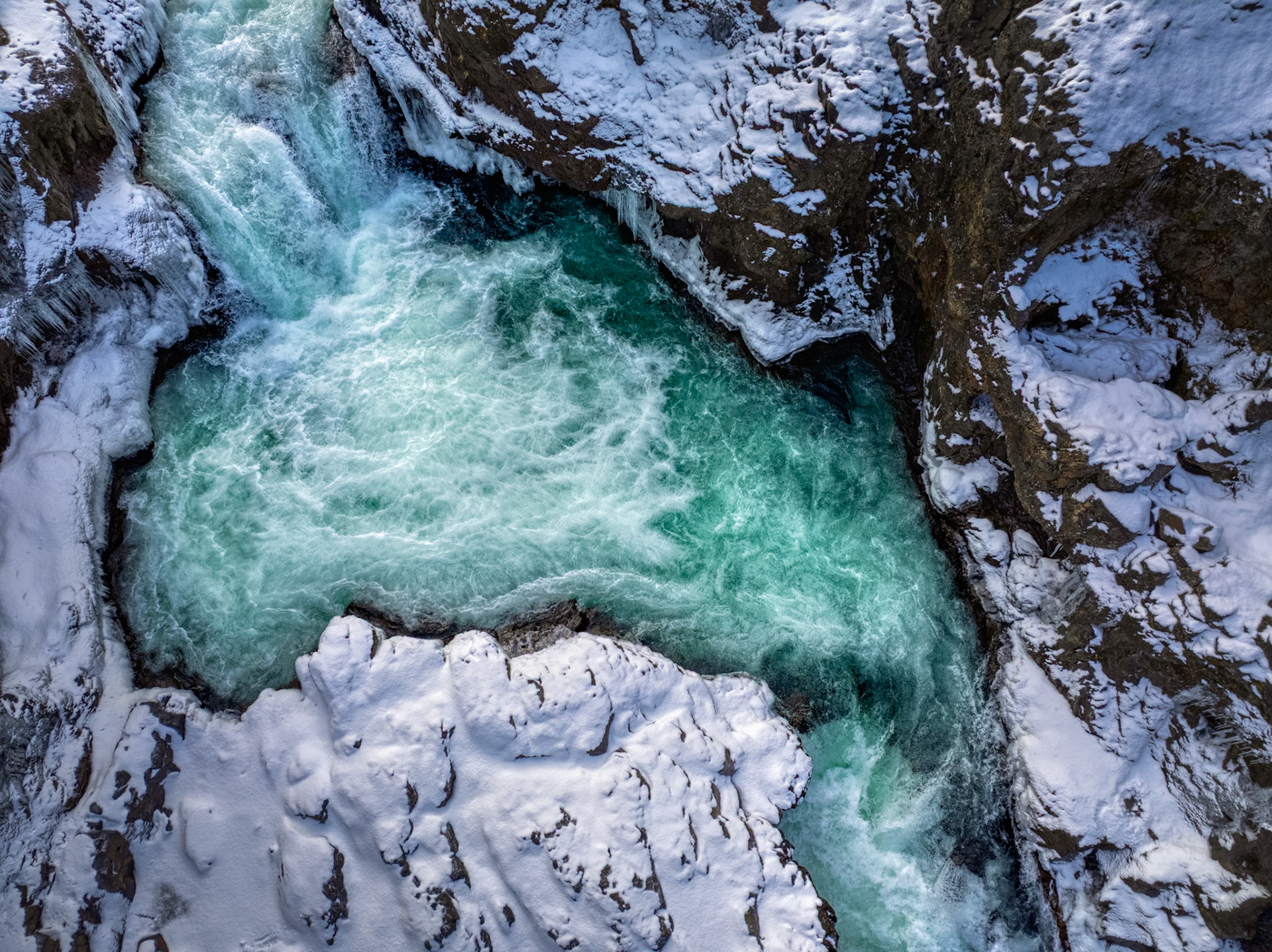 WINTER'S TURQUOISE RUSH