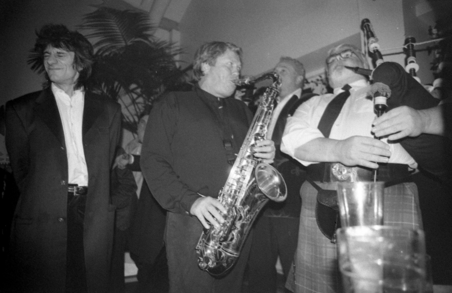 Ronnie Wood with Bobby Keys and Unknown Piper Playing Auld Lang Syne, New Year's Eve