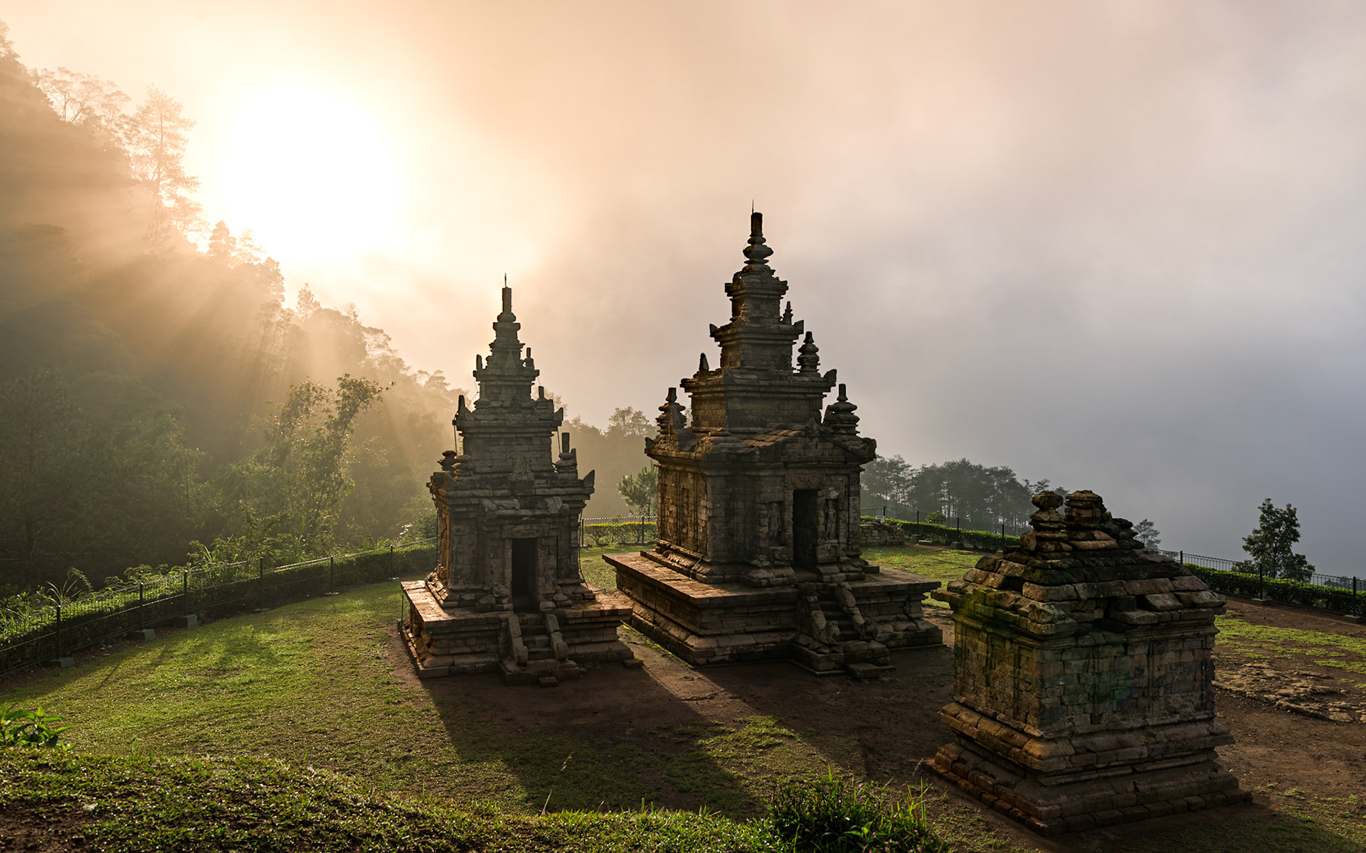 Gedong Songo, Java