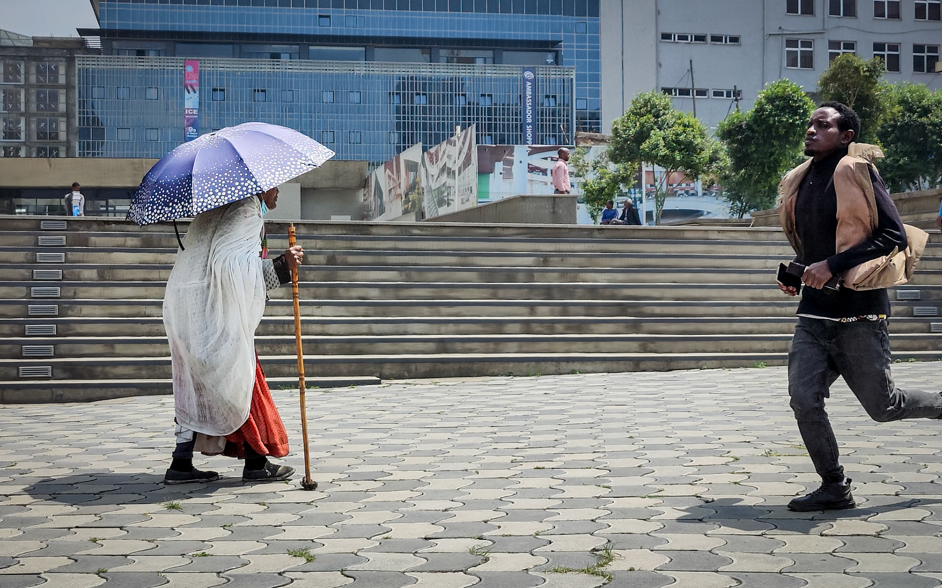 Lorenzo Taezaz Street, Addis Ababa