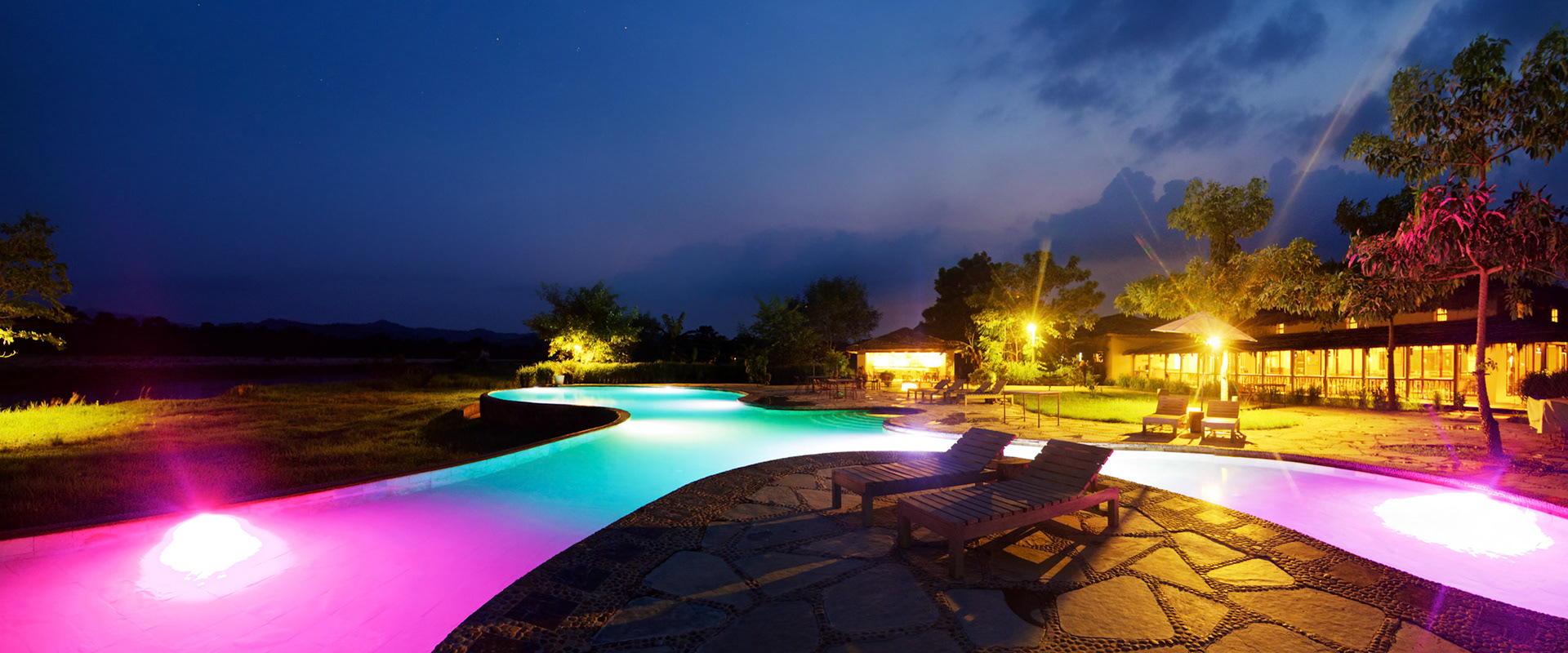 Barahi Lodges, Chitwan