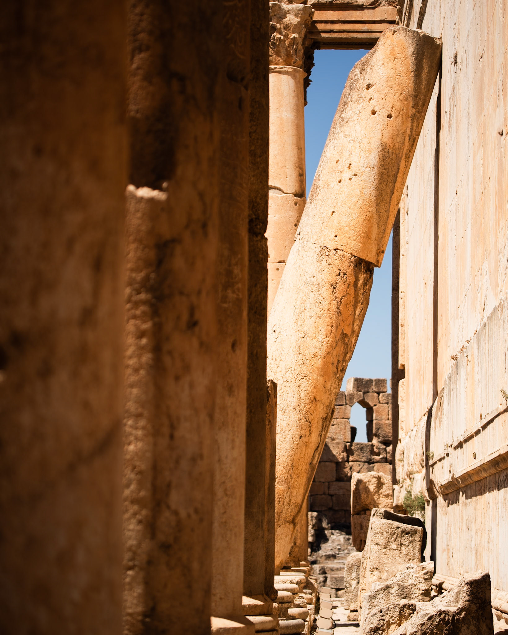 Fallen column, Baalbek