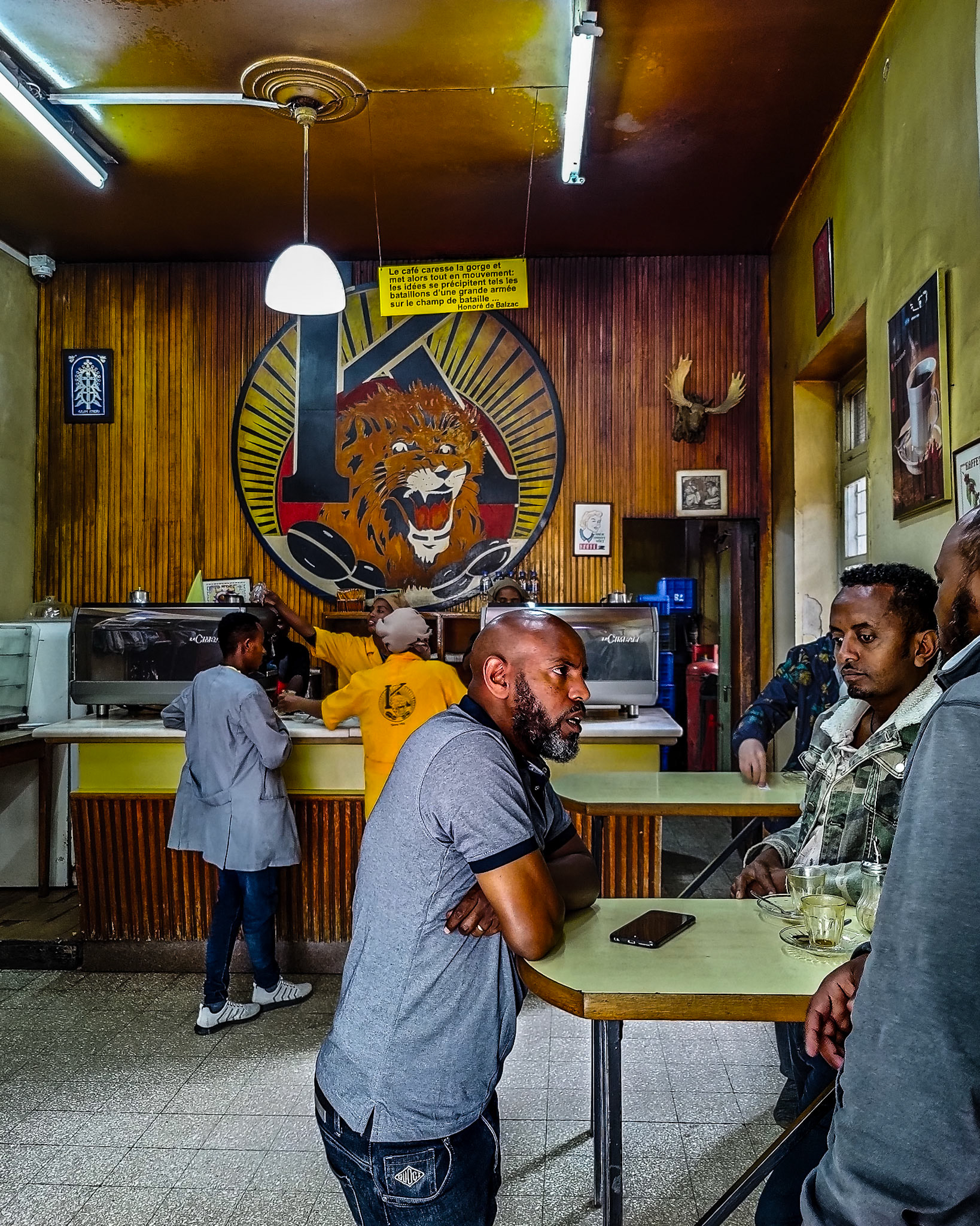 “Le café caresse la gorge”, Addis Ababa