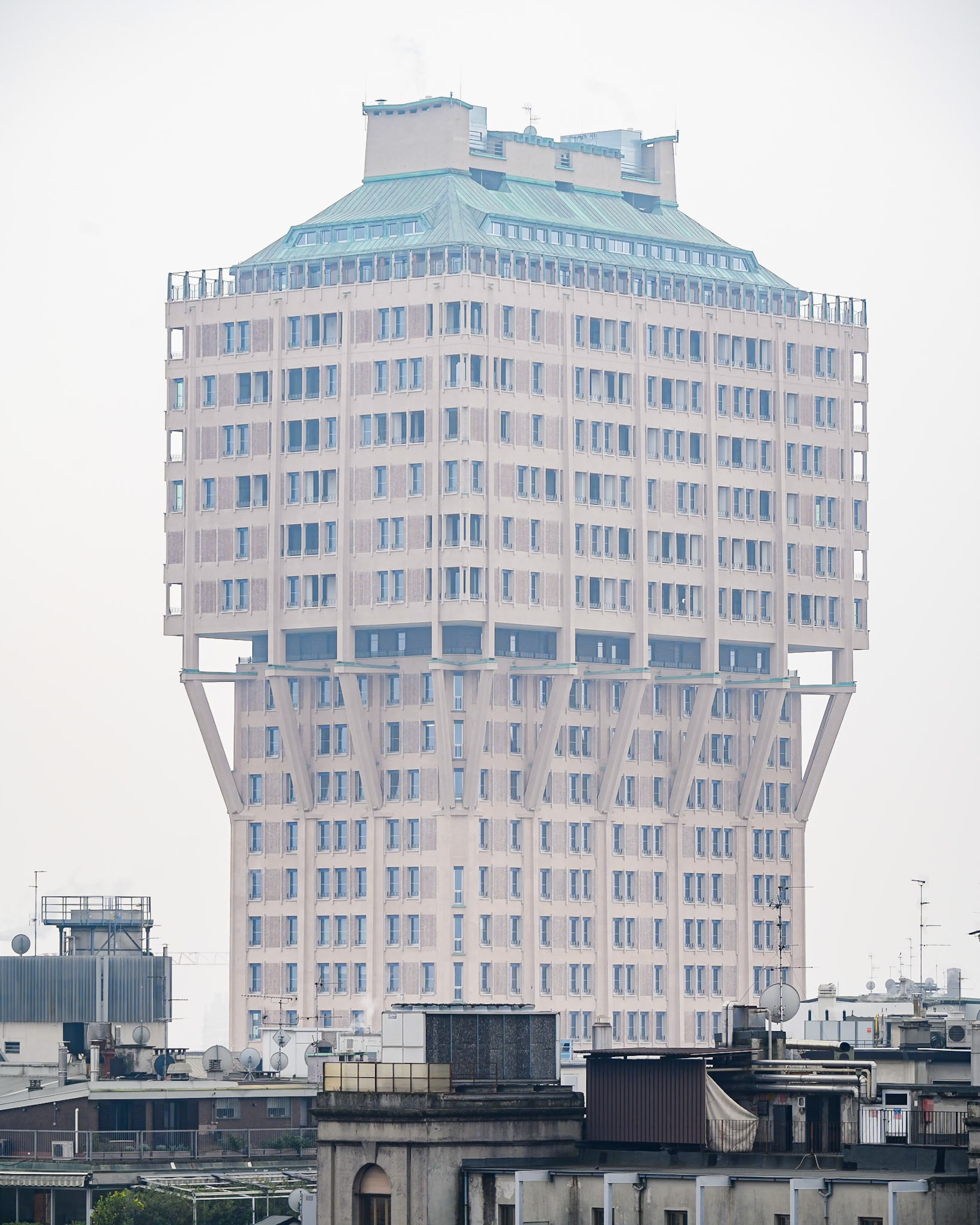 Torre Velasca, Milan