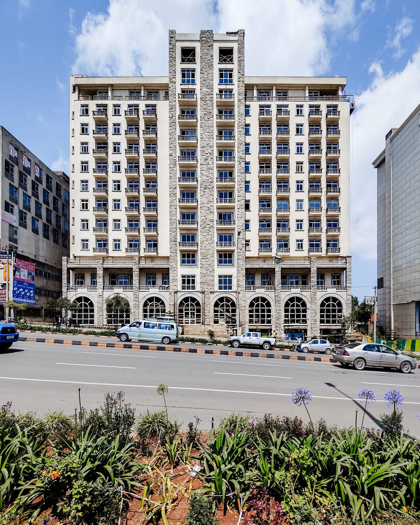 Serategna Sefer, Addis Ababa