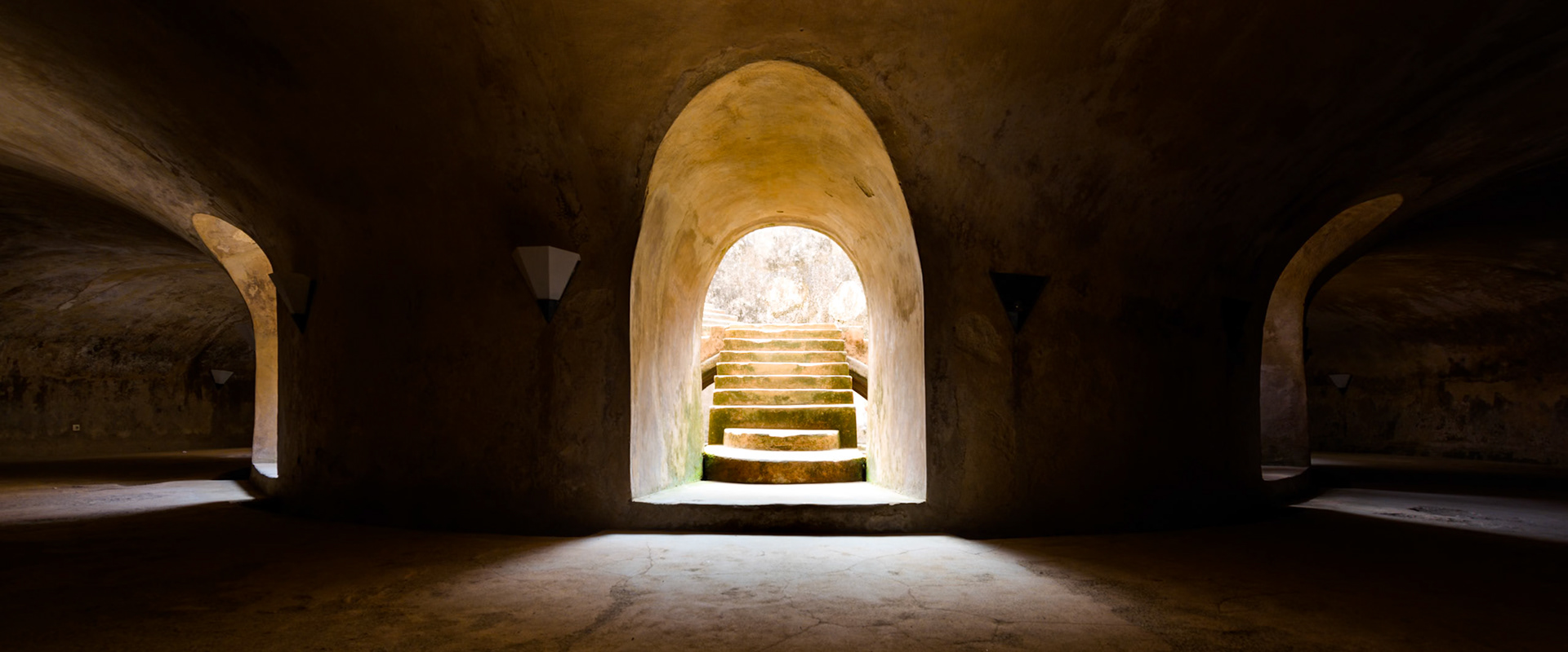 Hidden mosque, Indonesia