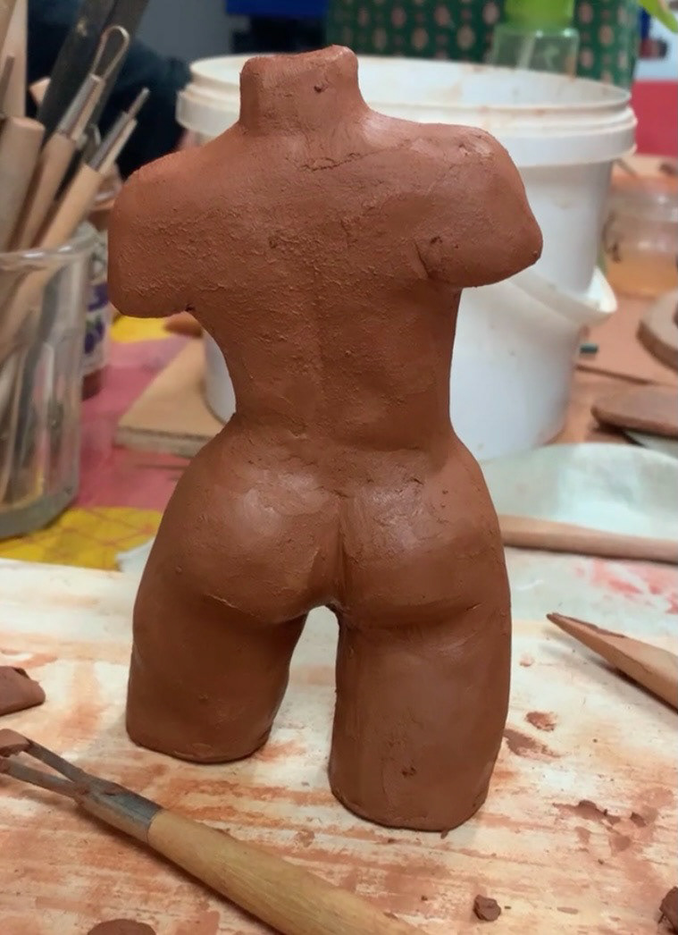 Sculpture d'un corps féminin