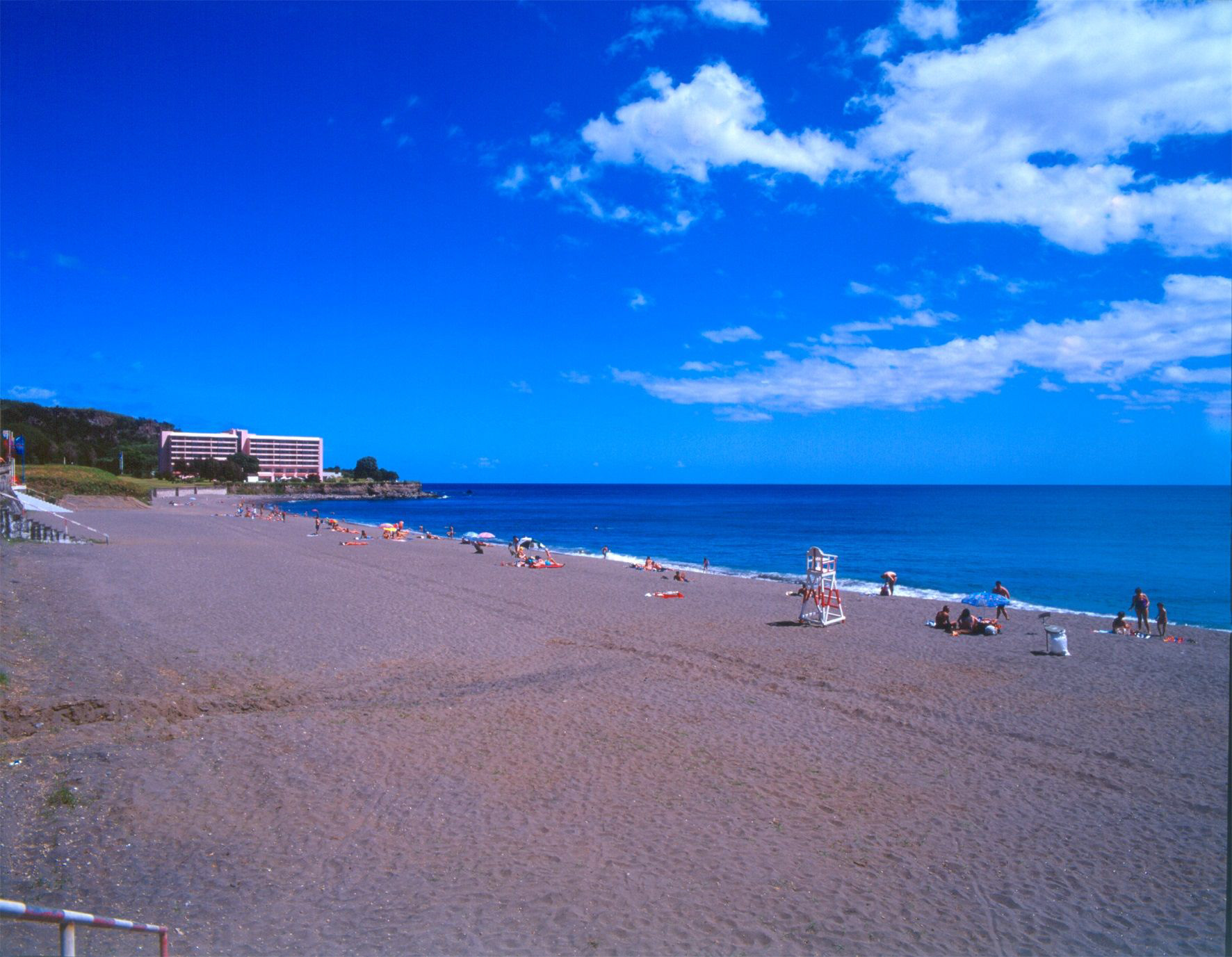 Praia(s) de Água de Alto