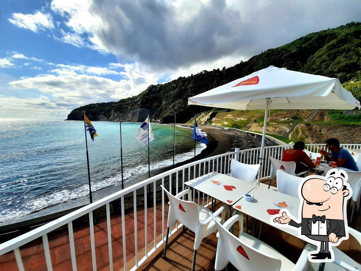 Bar da Praia do Fogo (Ribeira Quente)