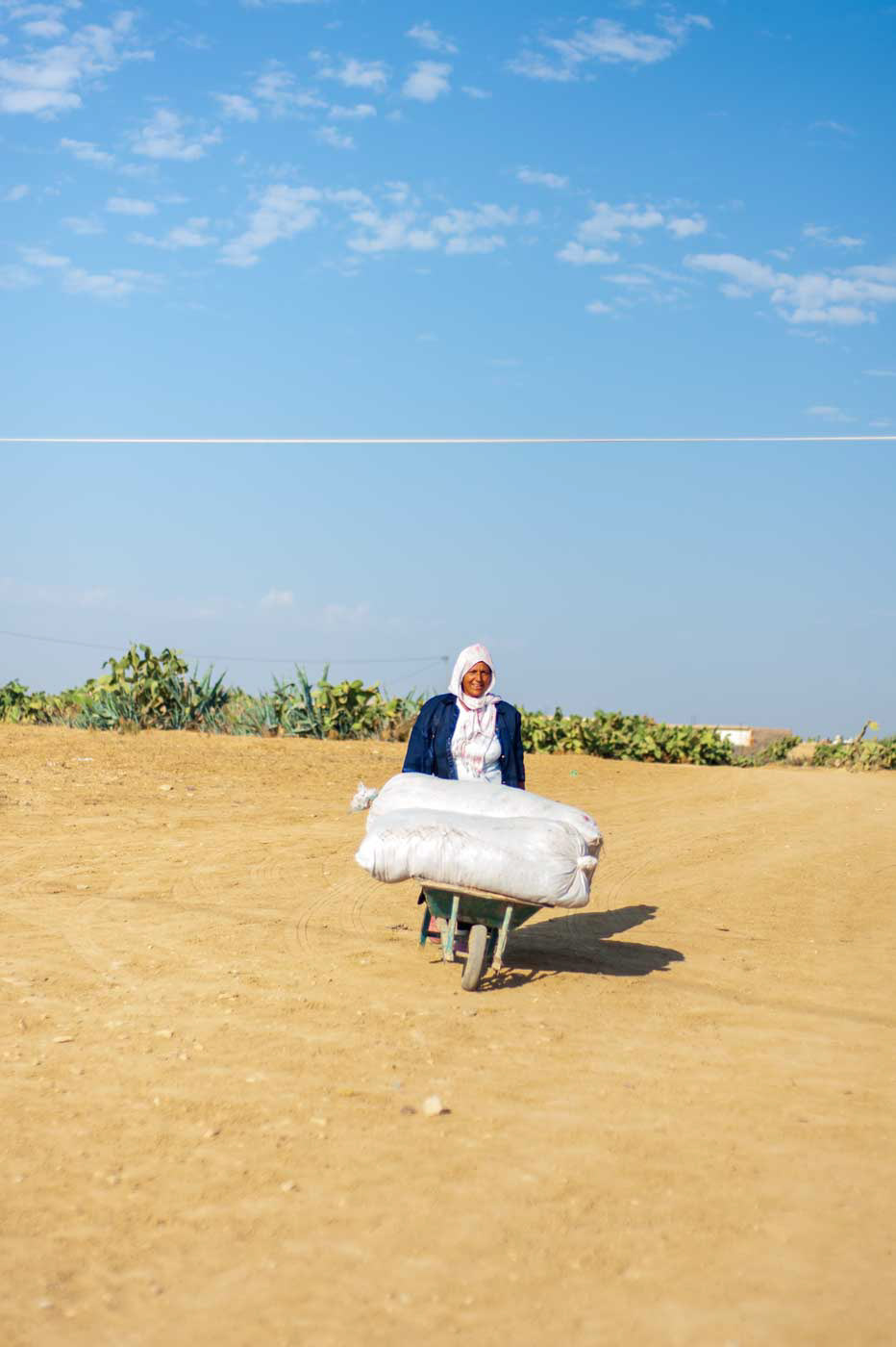 10 Years Yet  - Capsule "Working Class Hero" - Photographie Numérique - Tunisie - 14/09/2011