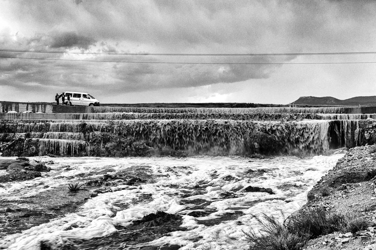 10 Years Yet  - Capsule "Boulevard des Anomalies" - Ambulance & Infrastructure - Photographie Numérique - 14/09/2011