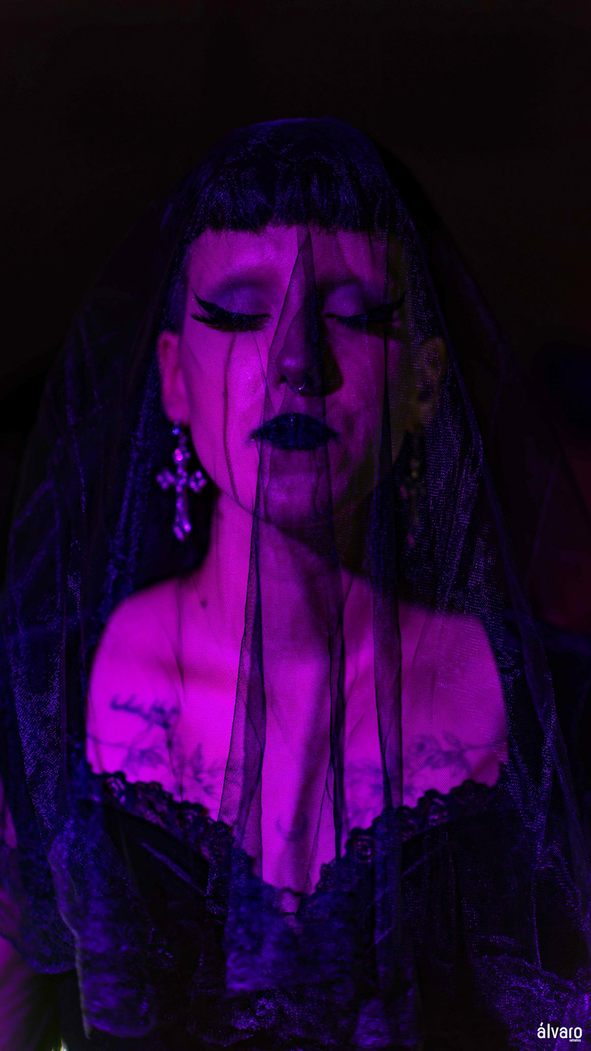 Sara L. © Copyright uso não autorizado