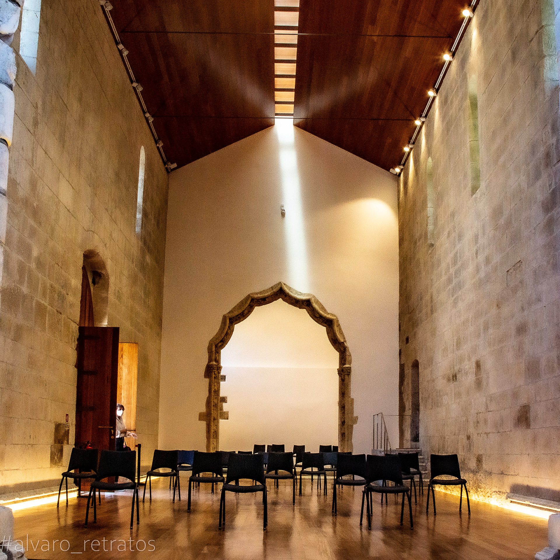 Igreja da Pena, Inside the Castle