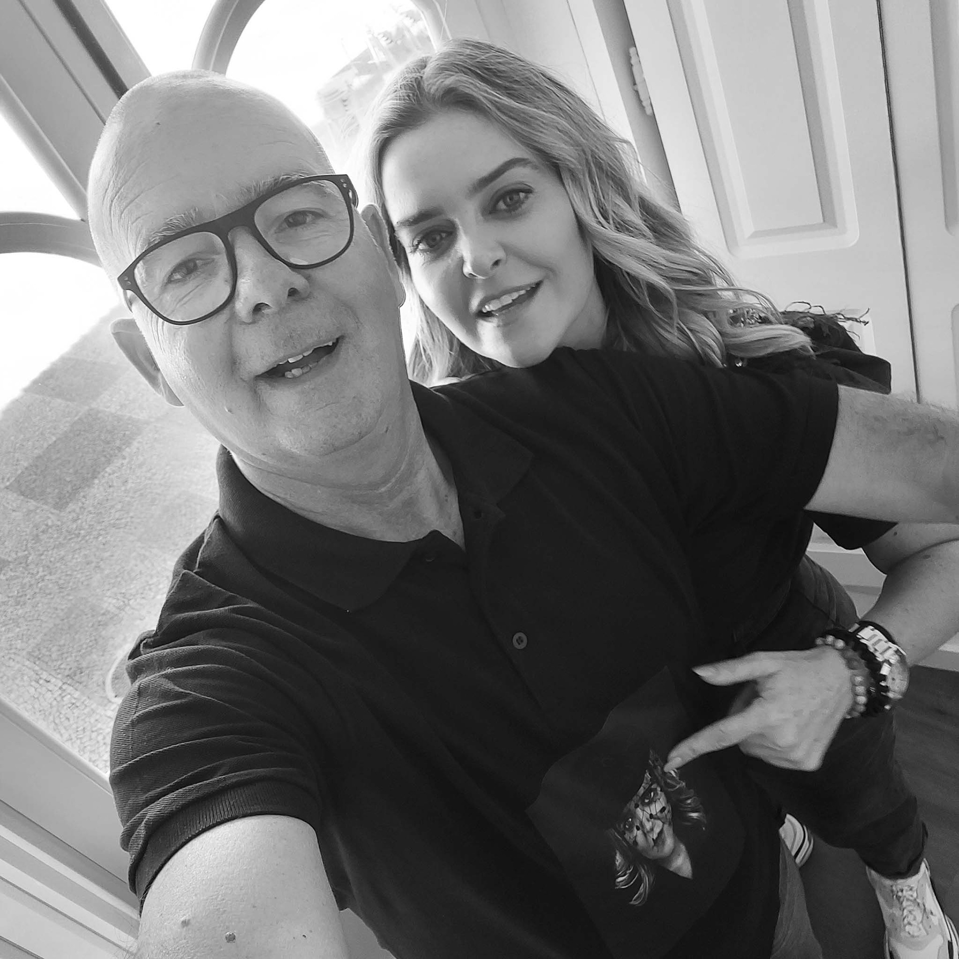 Polo com retrato do modelo