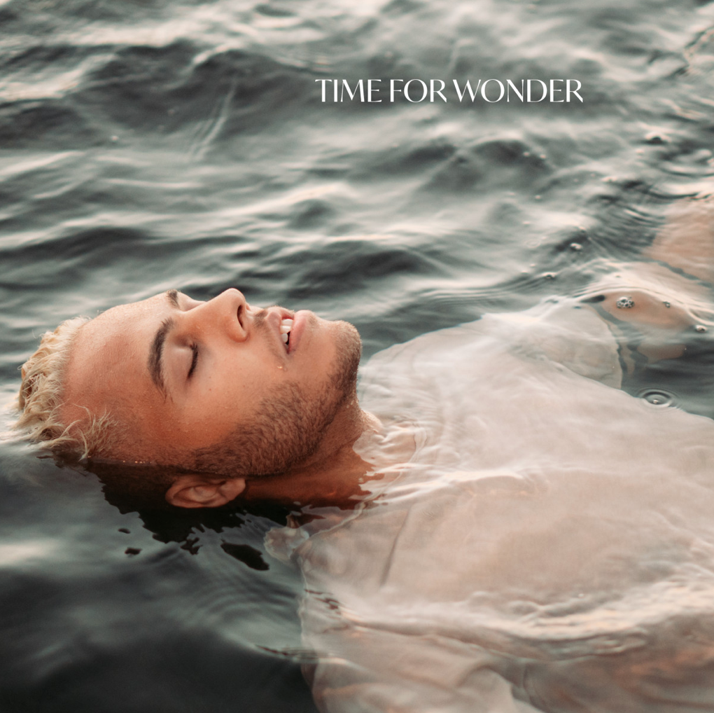 Cover photo, press photos, cover design & font