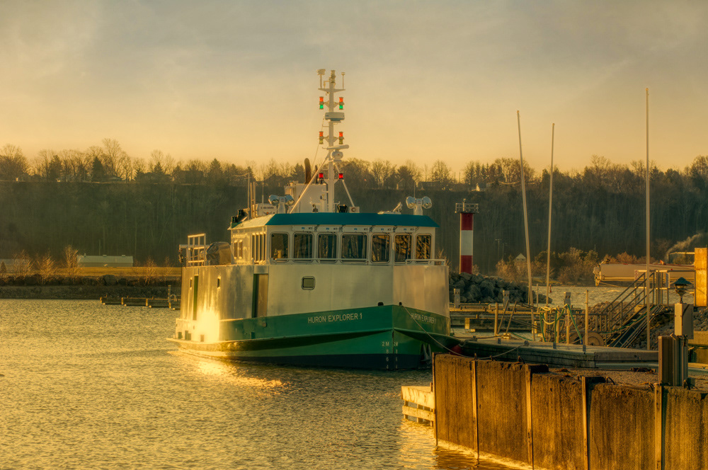 Huron Explorer © Irwin Seidman