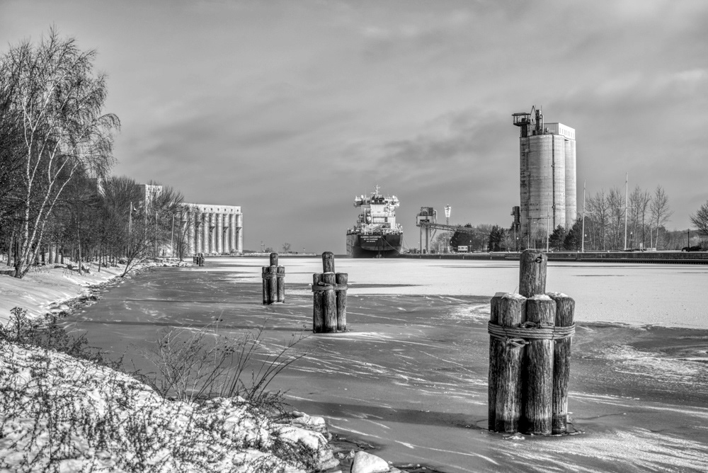 Algoma Harvester © Irwin Seidman
