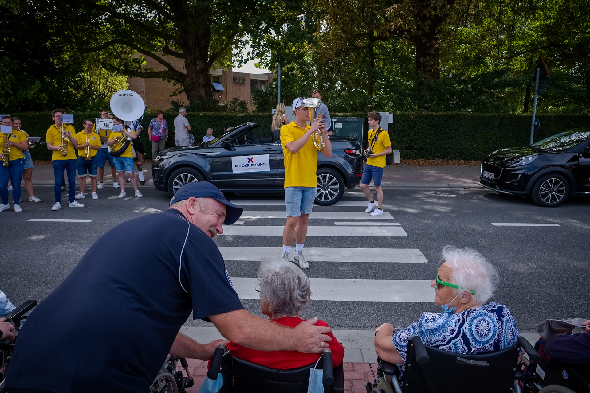 De jaarlijkse optocht ten ere van het Druivenfeest.