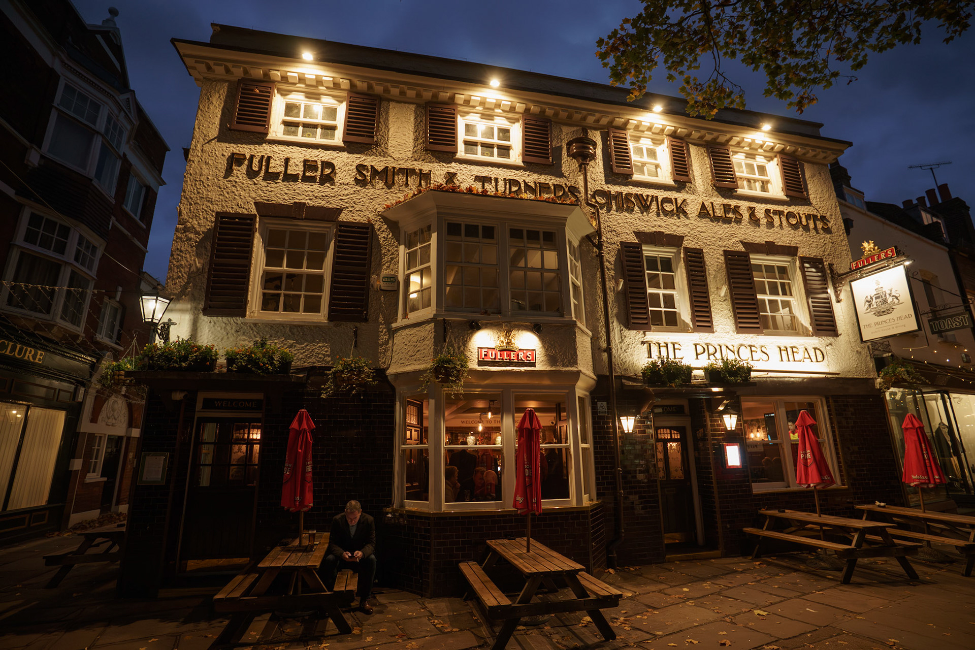The Crown &amp; Anchor