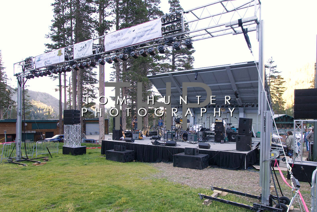 Concert - Alpine Meadows