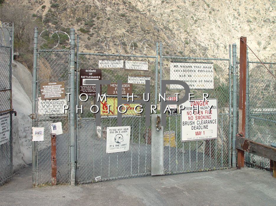 Eaton Canyon Entrance