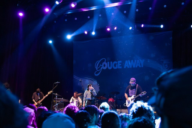 Gouge Away