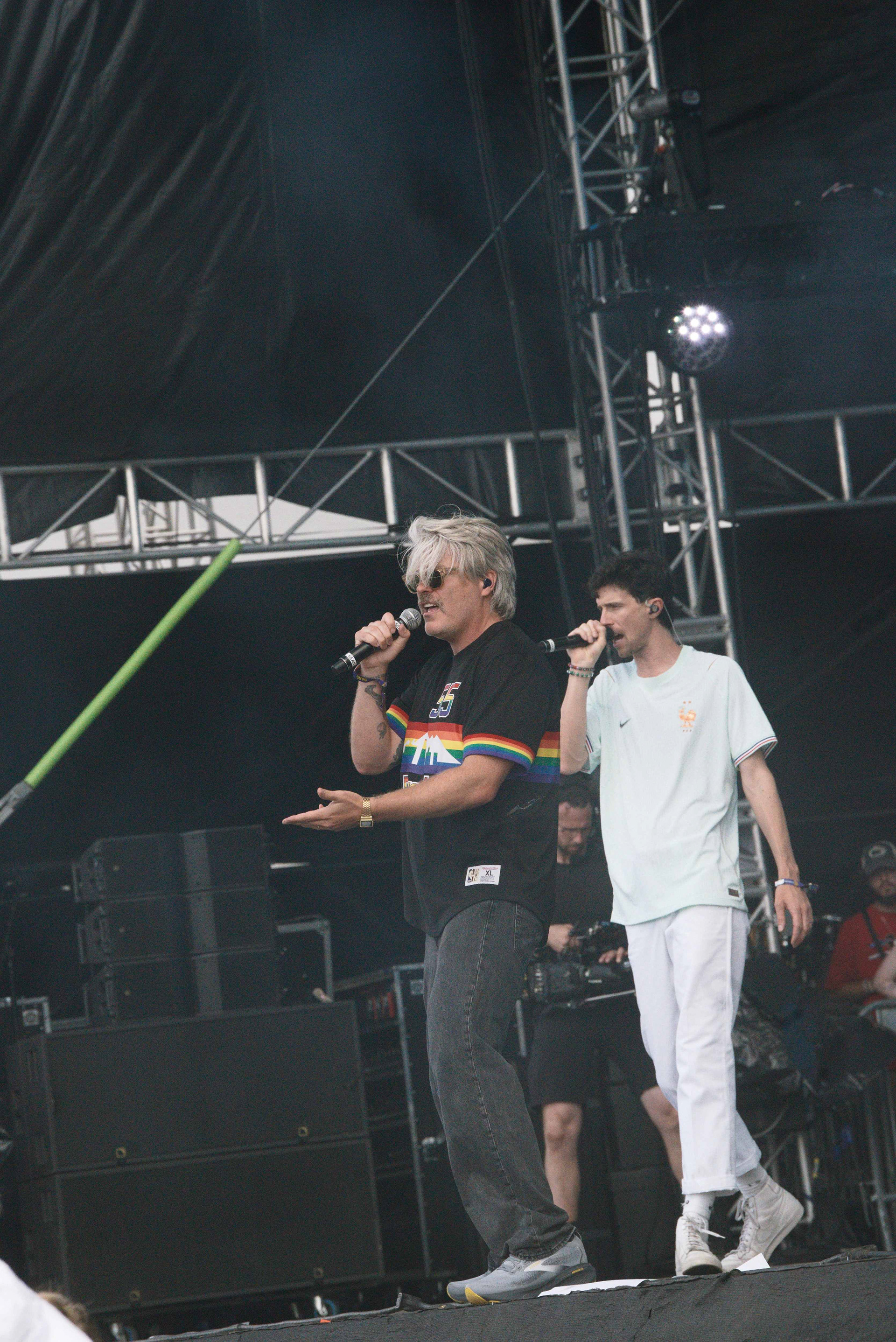 3OH!3