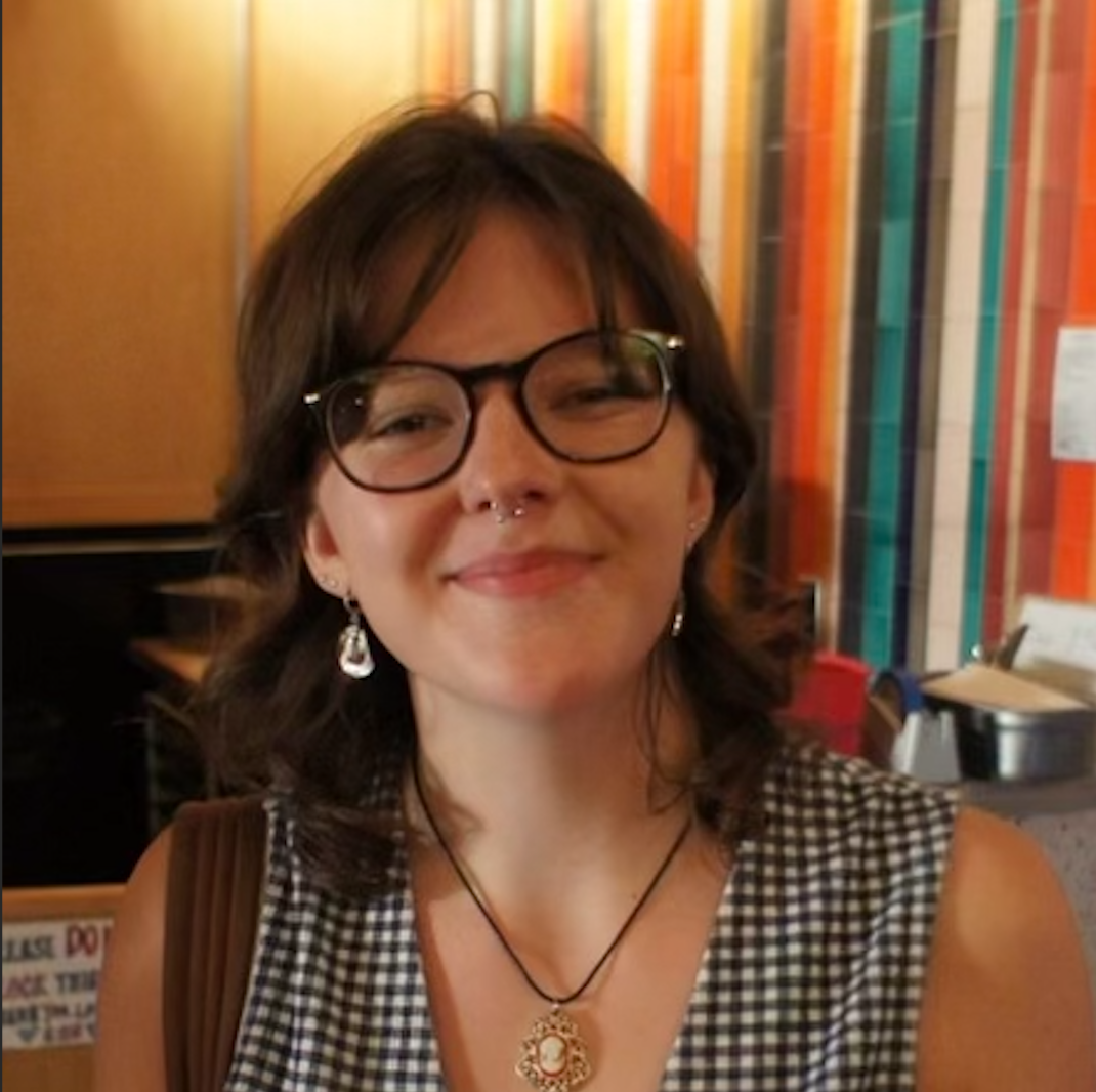 Lindsey Simpson: Writer