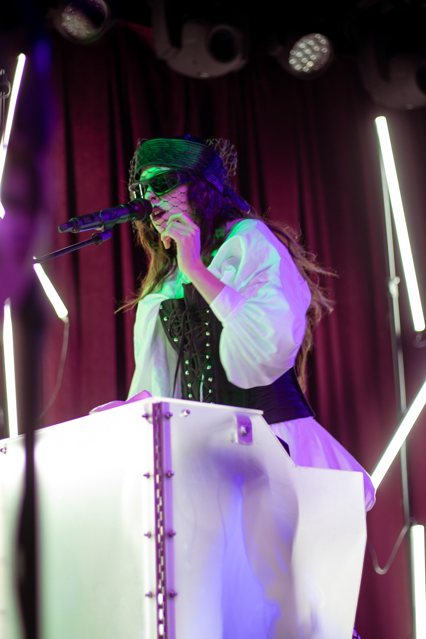 Allie X