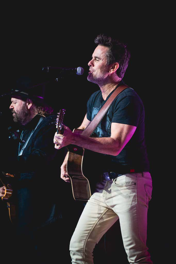 Charles Esten