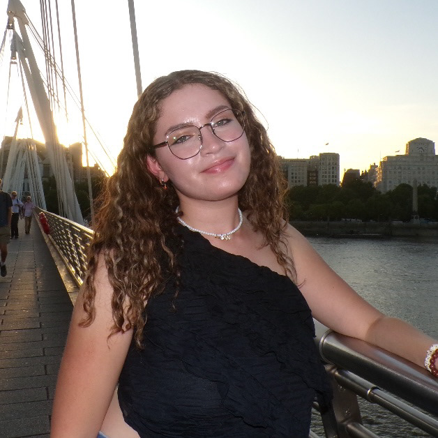 Ria Skyer: Writer