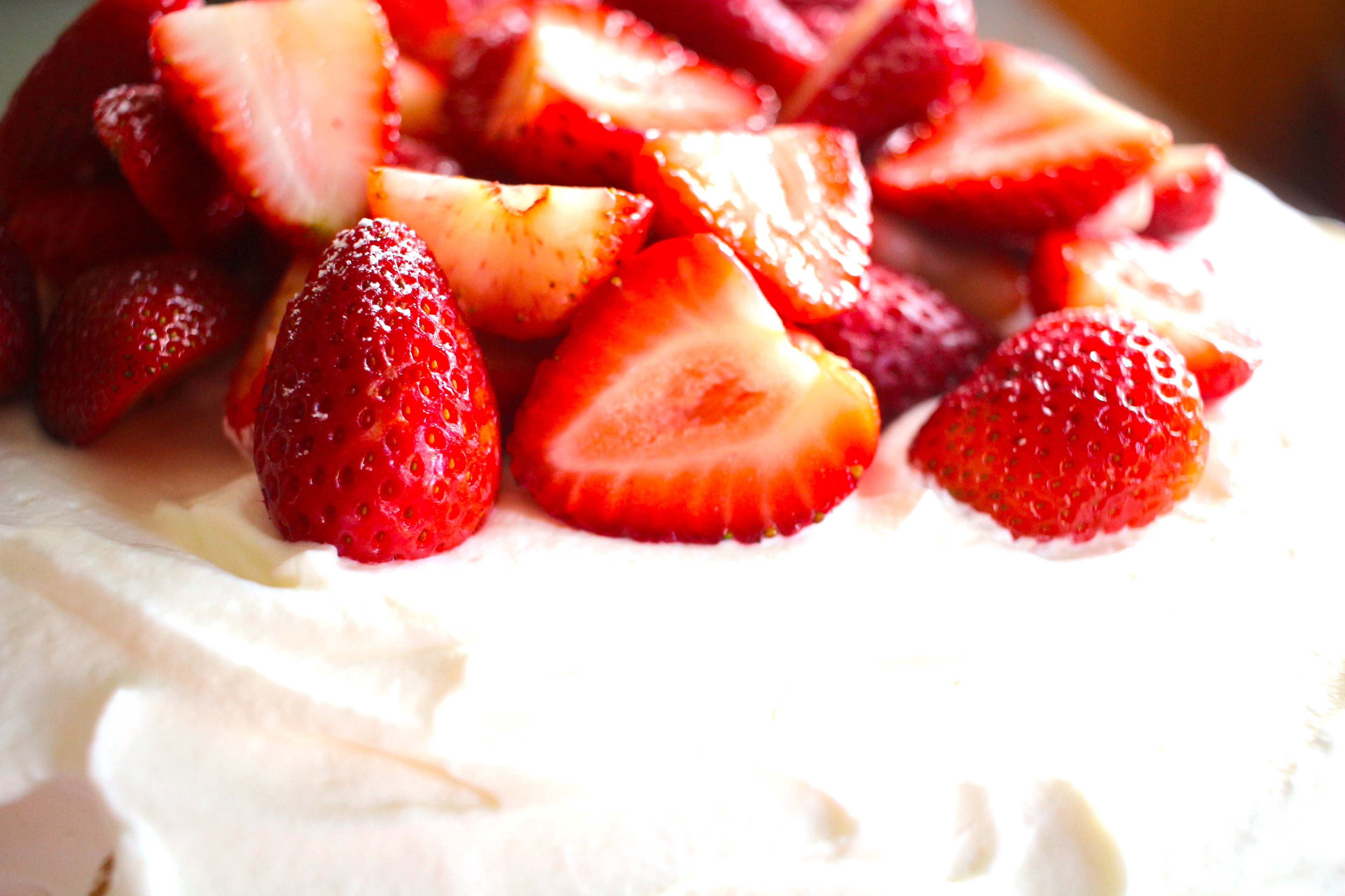 Fresh Strawberry Pavlova