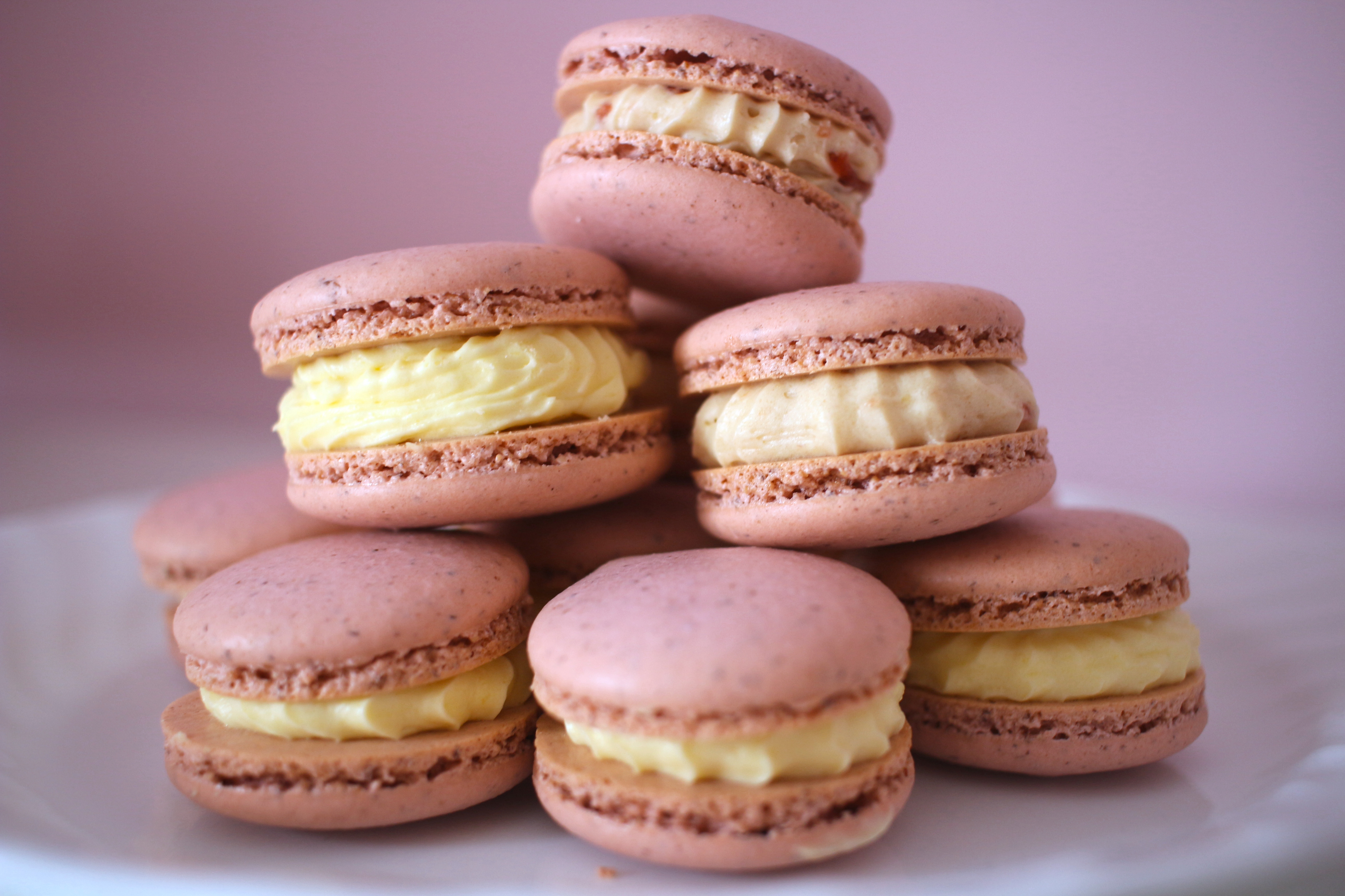 Strawberry Butterdream Macarons