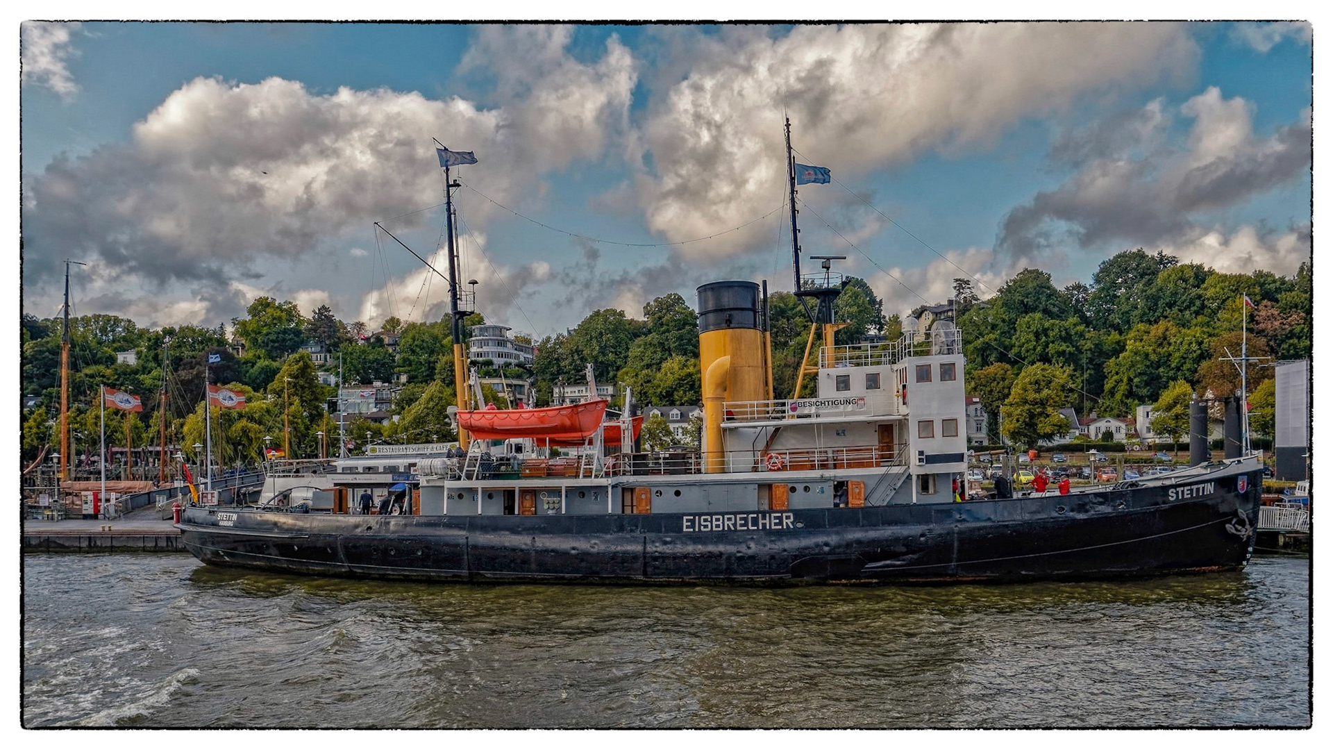 Hamburg. Övelgönne