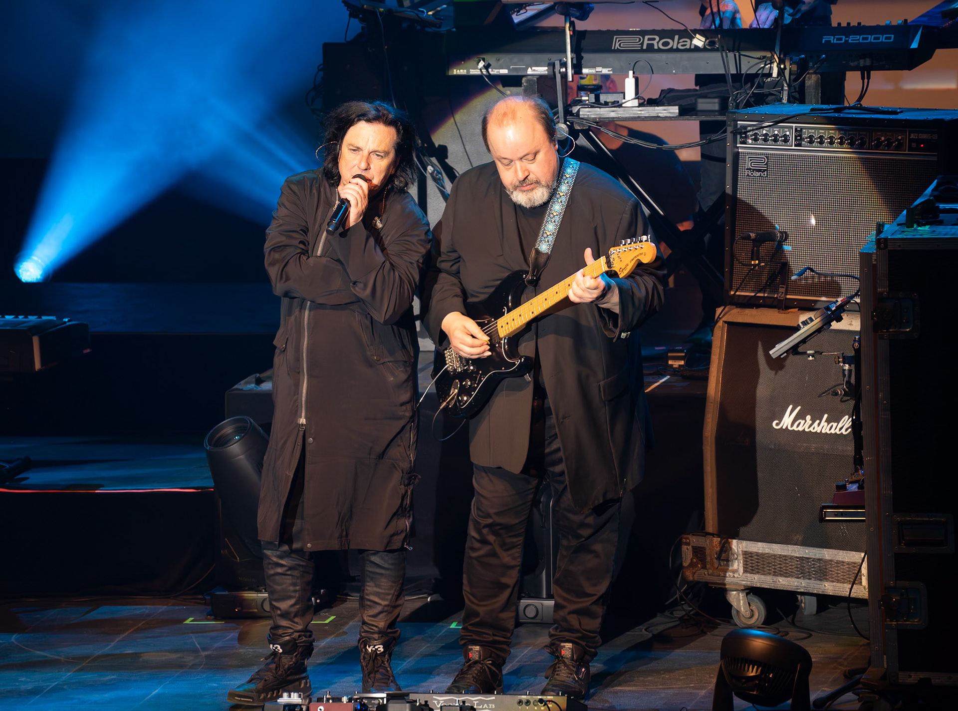H and Steve Rothery