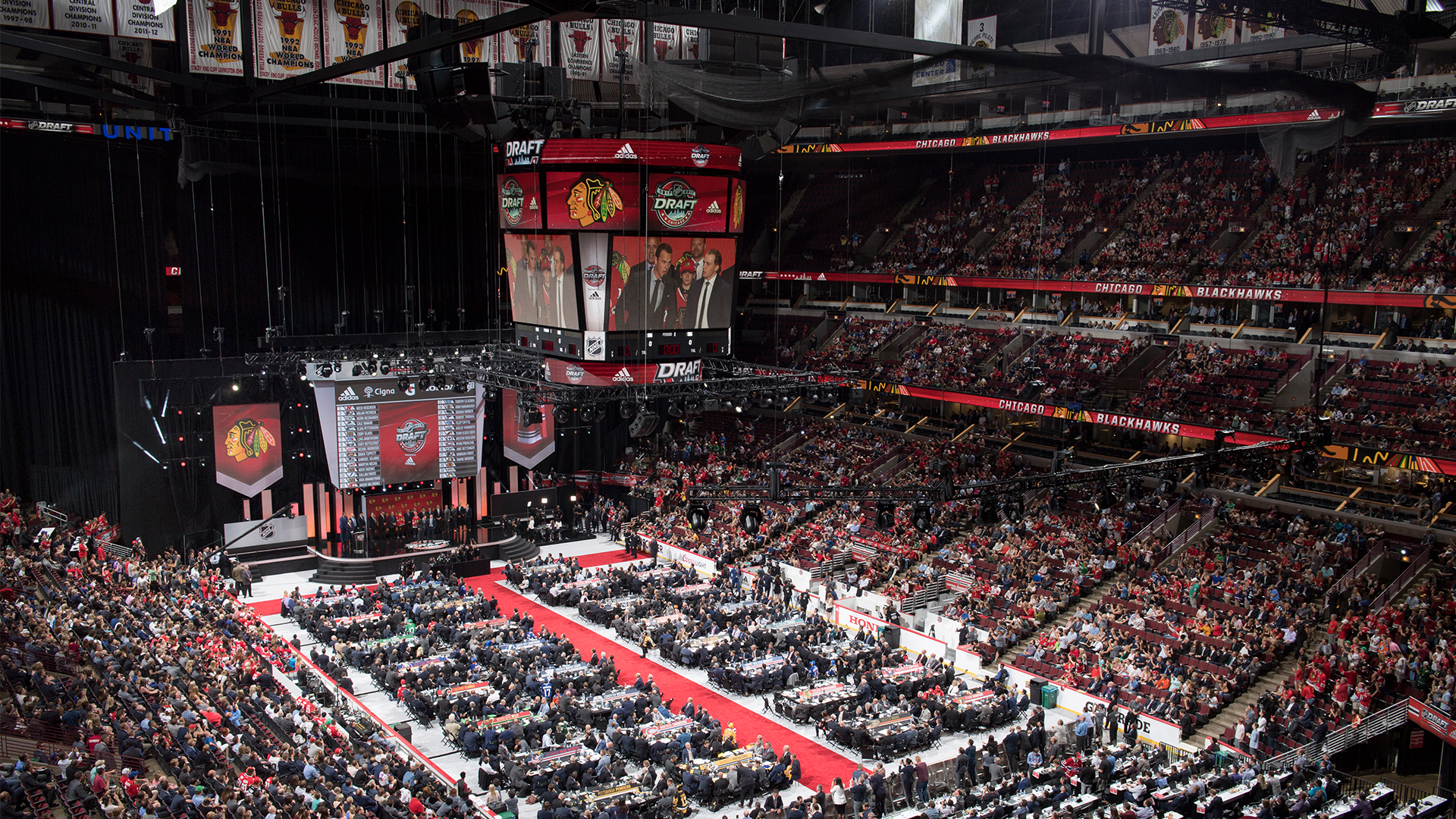 16,126 Nhl Draft Stage Stock Photos, High-Res Pictures, and Images - Getty  Images