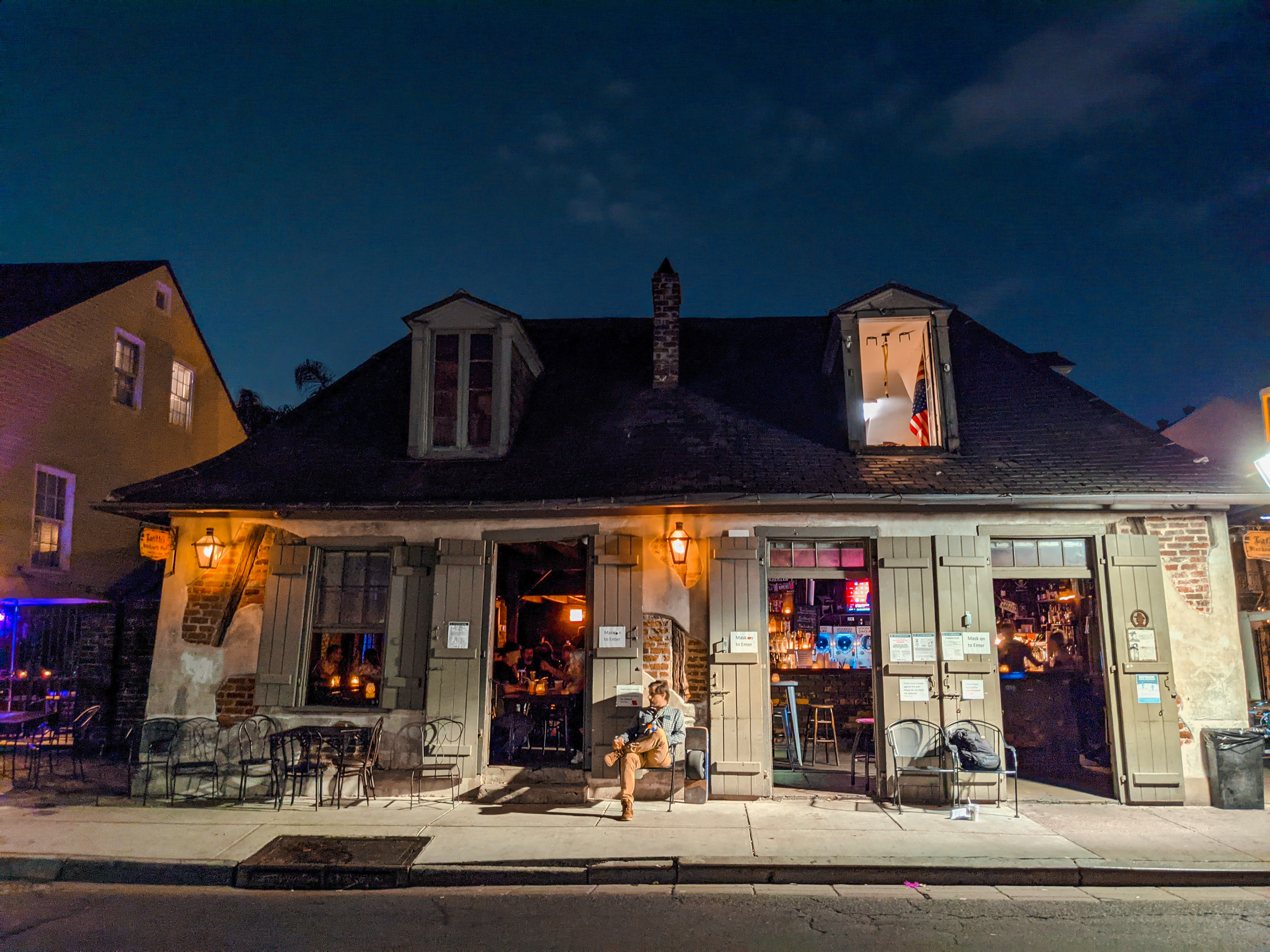 Fachada do Lafitte's Blacksmith