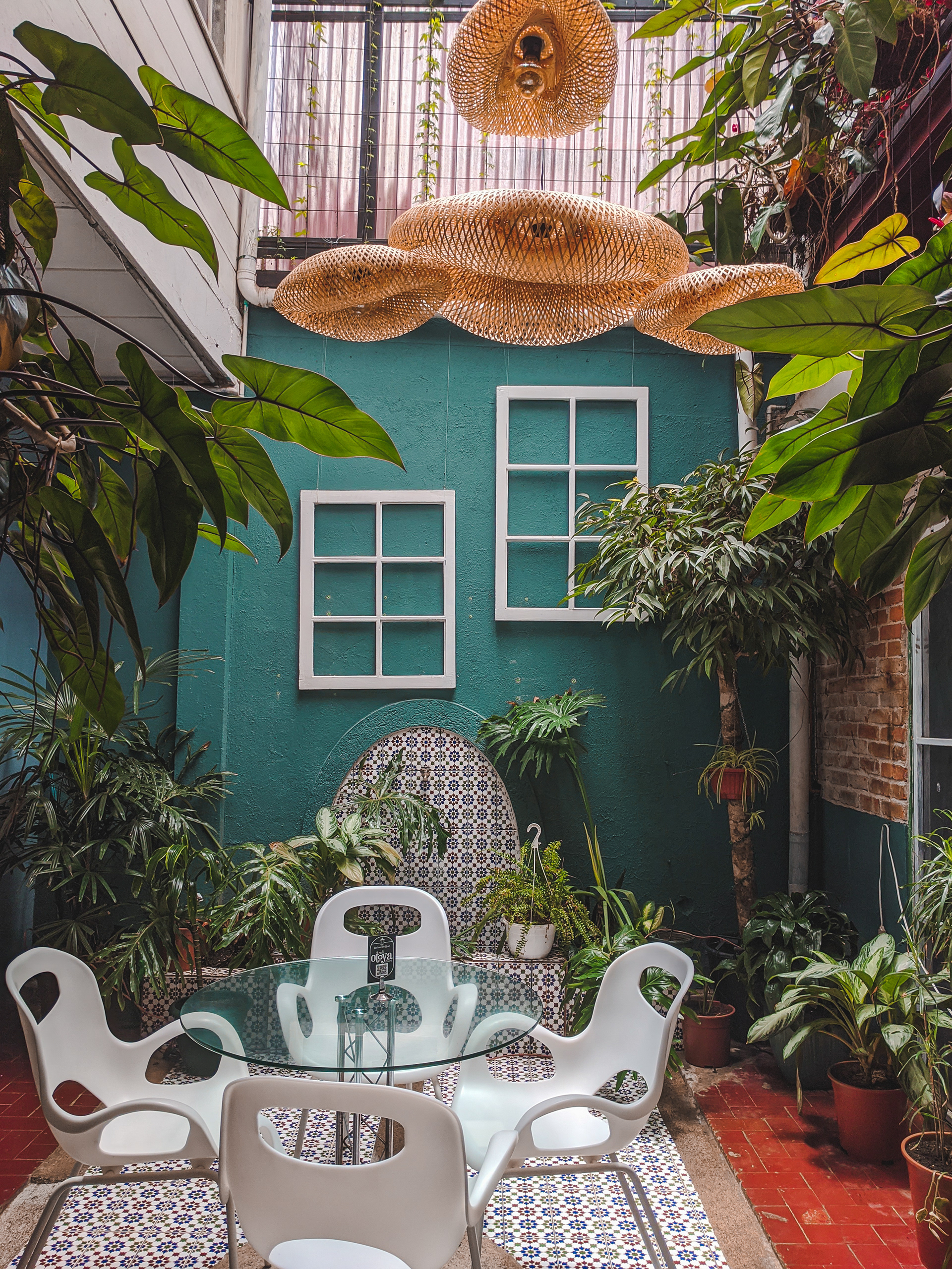 Interior do Café Otoya