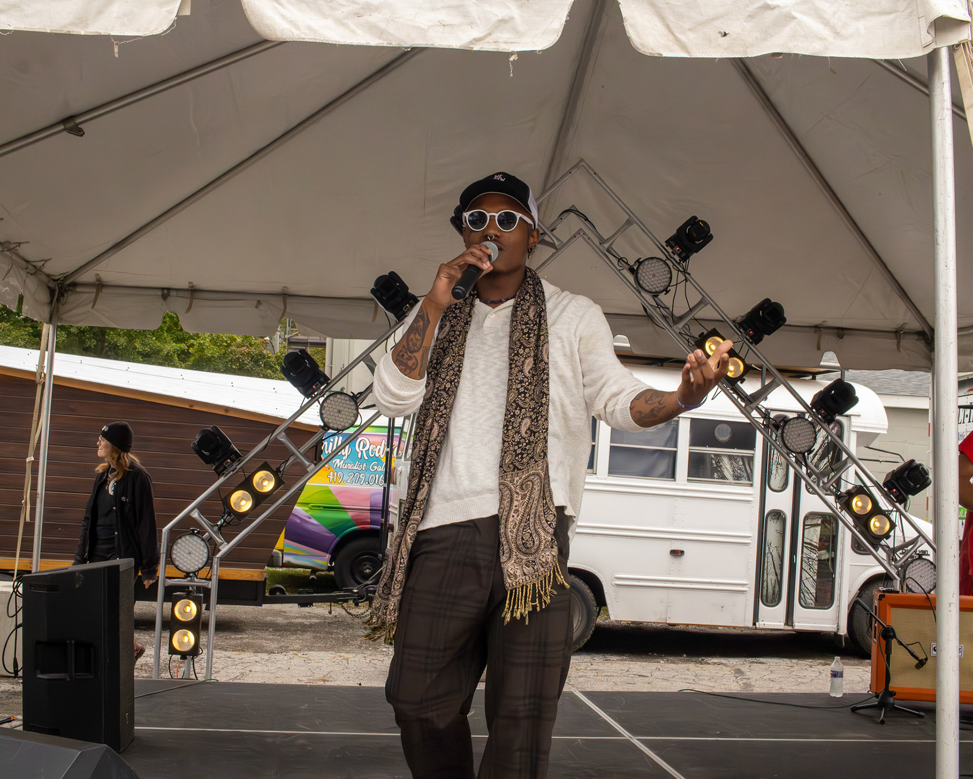 Toledo alternative hip hop artist  Knightheart, takes the stage to address the crowd before his preformance.