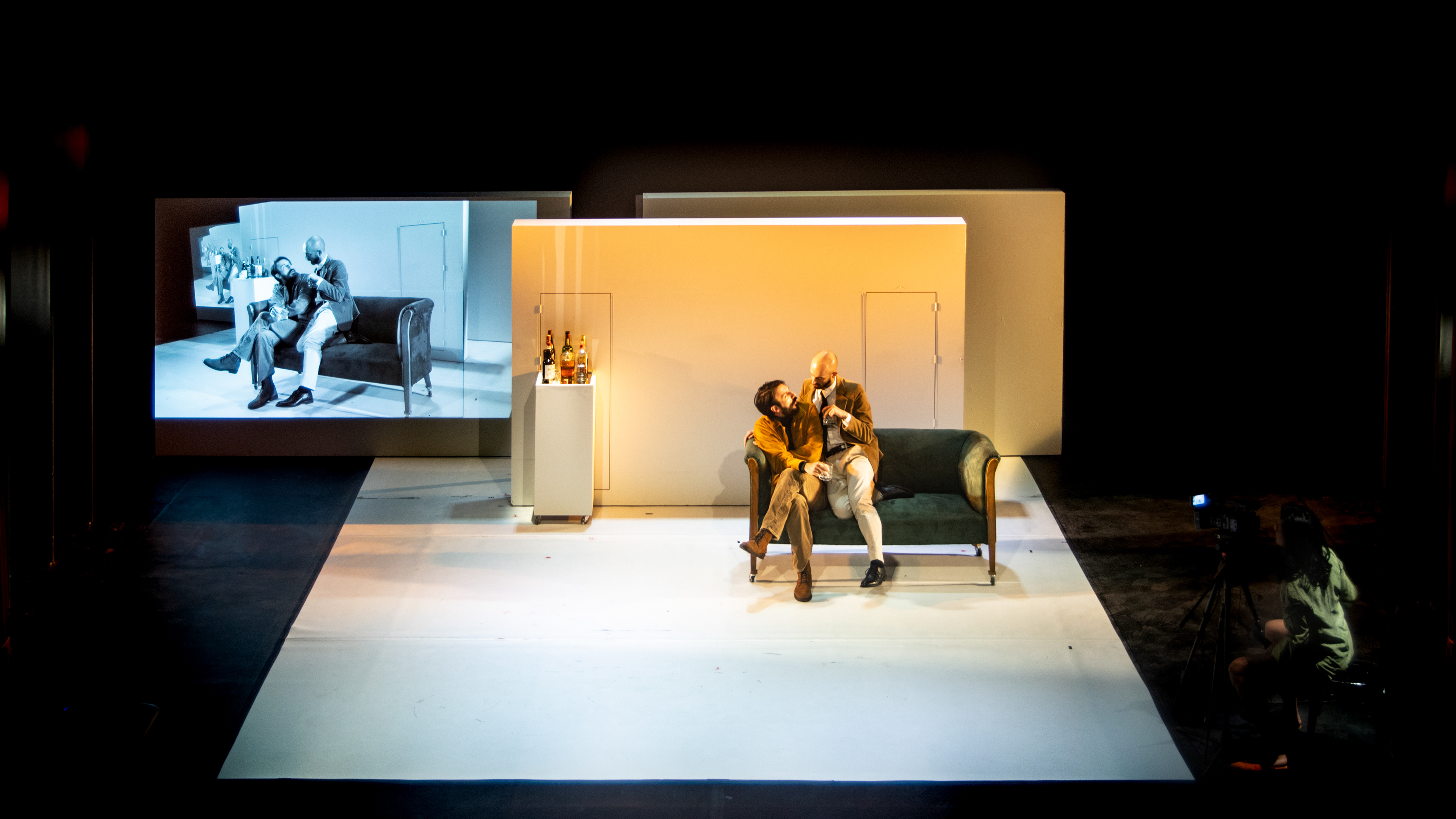 Scene 2: Jerry’s living room