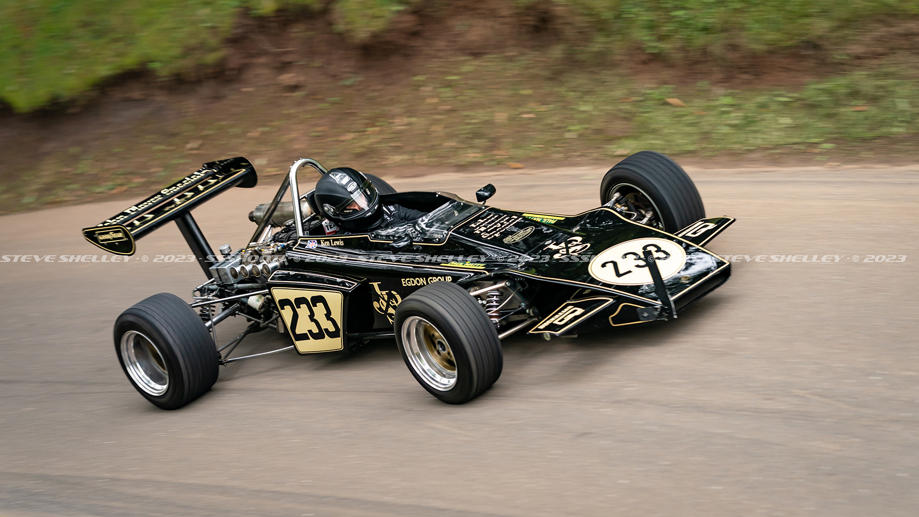 HFS074