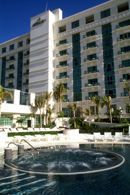 Le Meridien Cancun (2000)