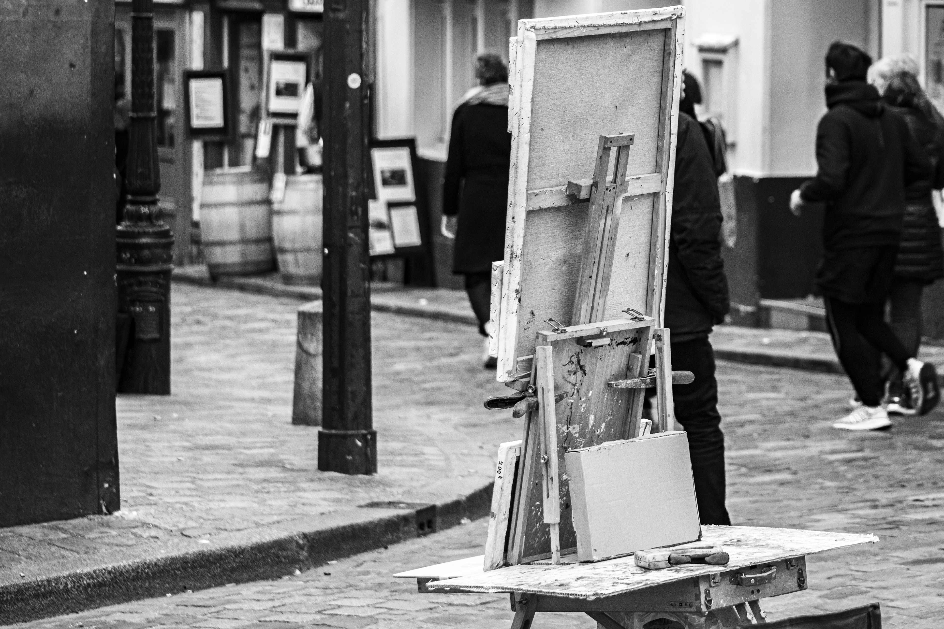 La toile et le chevalet