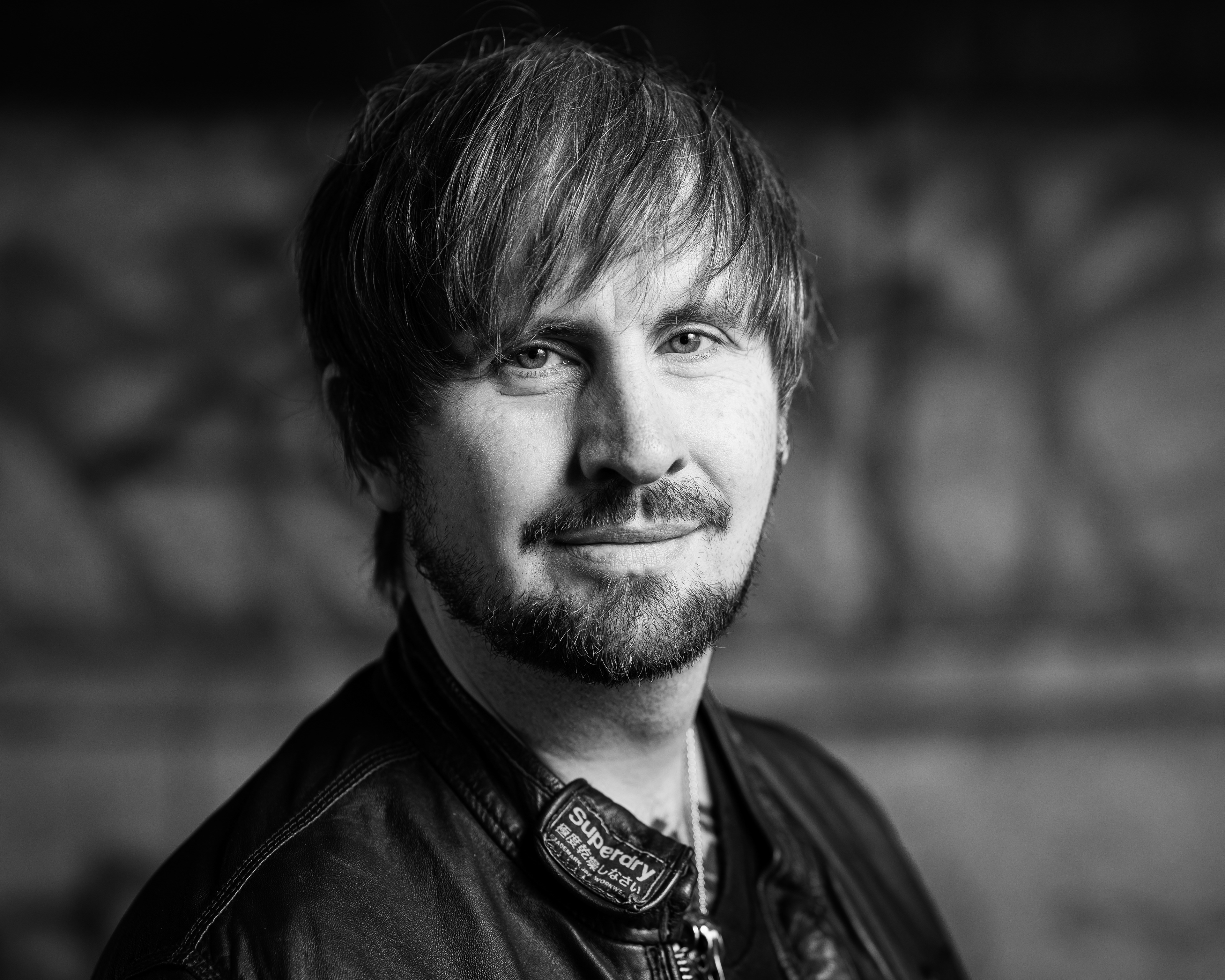 Professional headshot of a man in Glasgow by David Reid