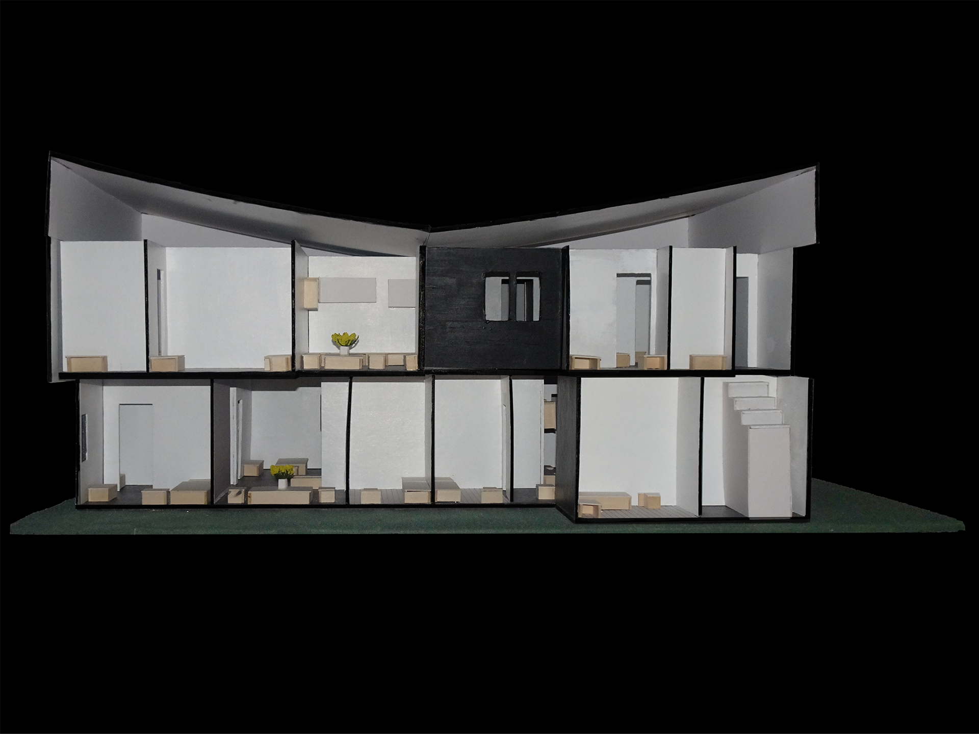 HOUSE PARTI | SECTION