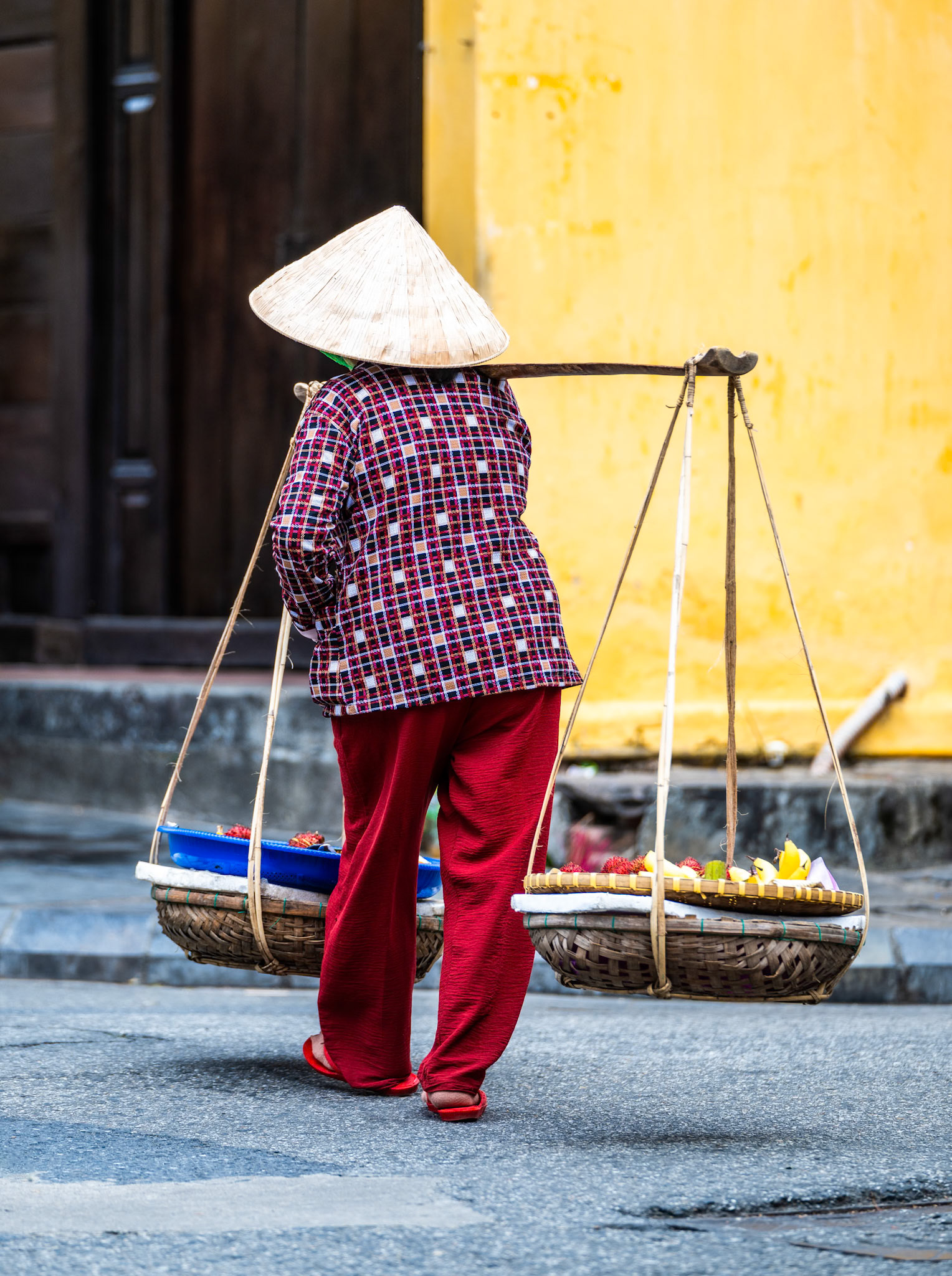 1/640 sec · f/2.8 · ISO 100 · 135 mm