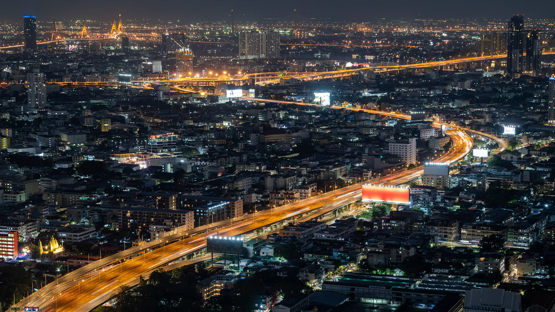 2.0 sec · f/4.0 · ISO 100 · 70 mm