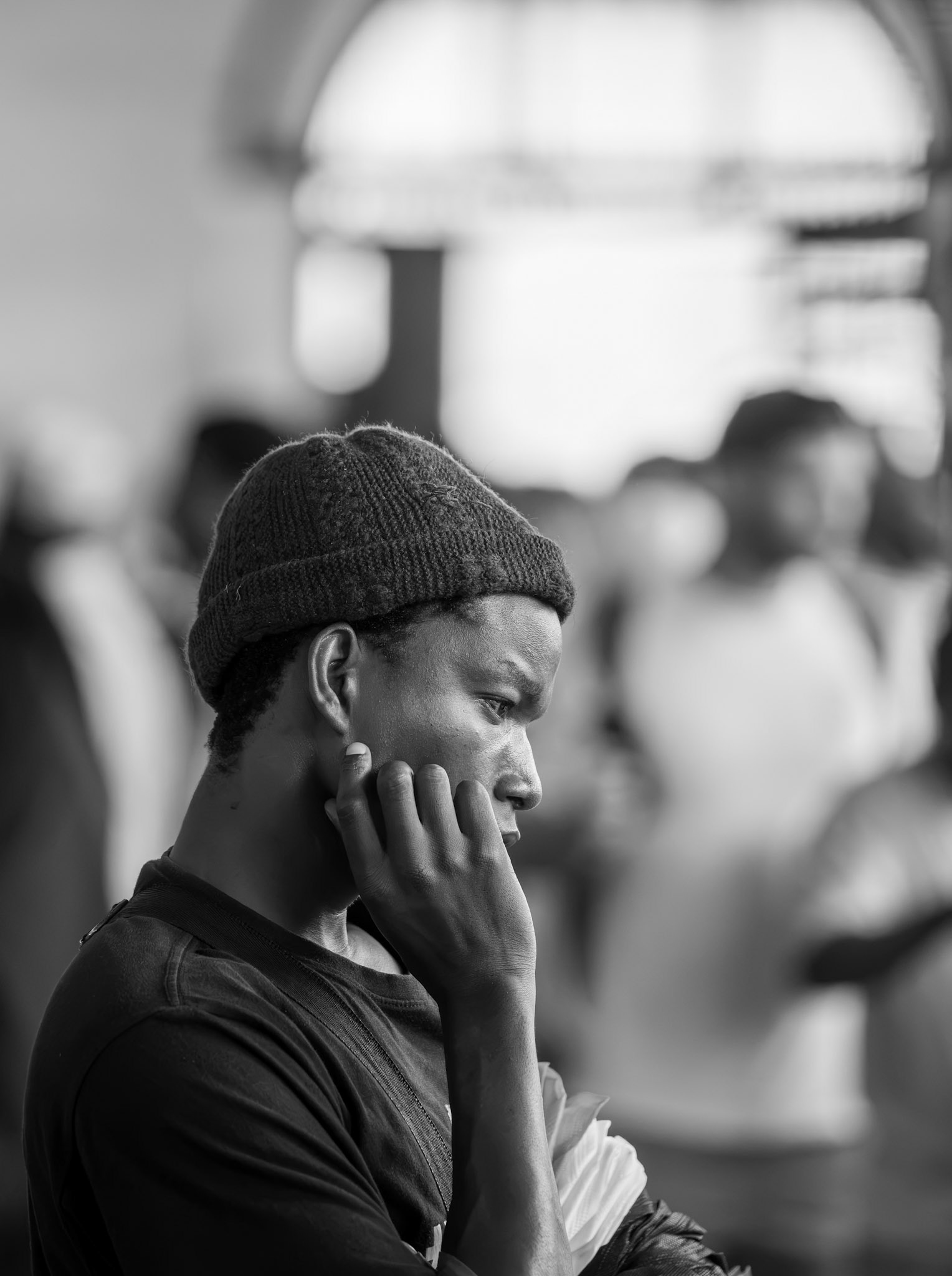 1/1600 sec · f/2.8 · ISO 1600 · 180 mm